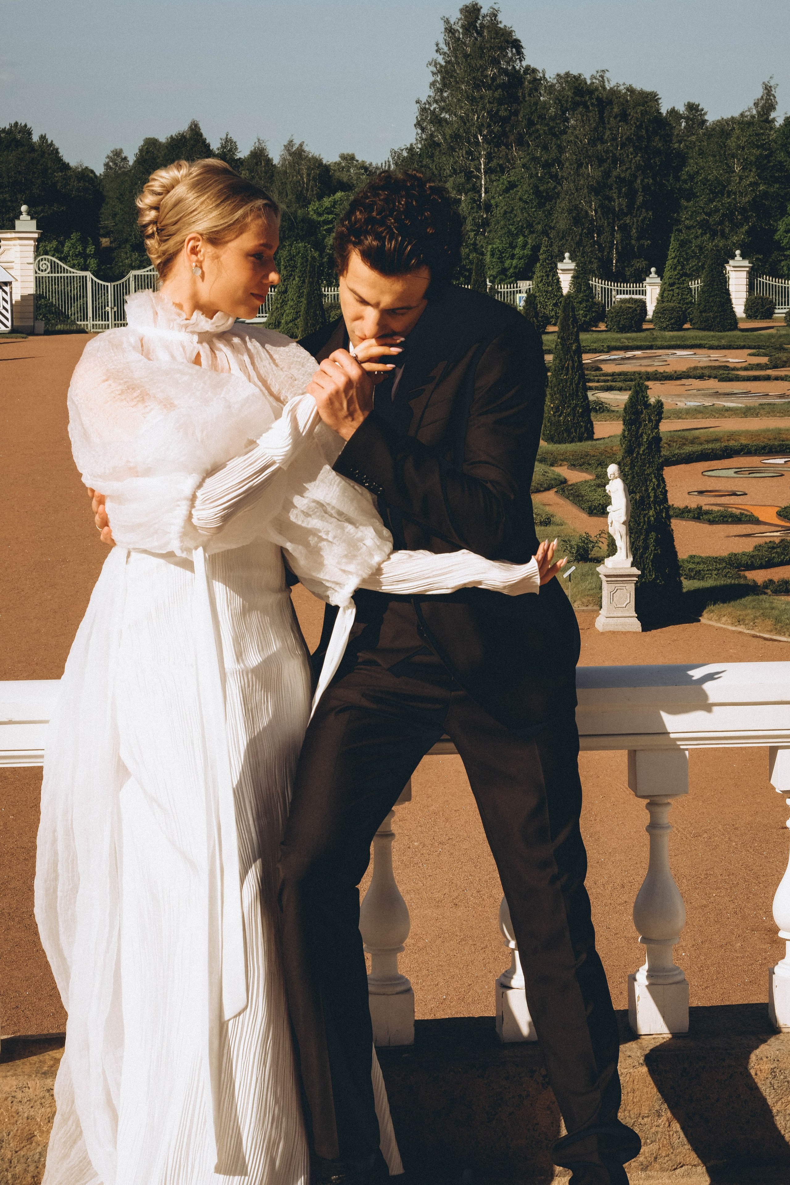 СВАДЕБНАЯ СЬЕМКА В ПАРКЕ ОРАНИЕНБАУМ. Профессиональный фотограф, Санкт-Петербург — Виктория Богомолова