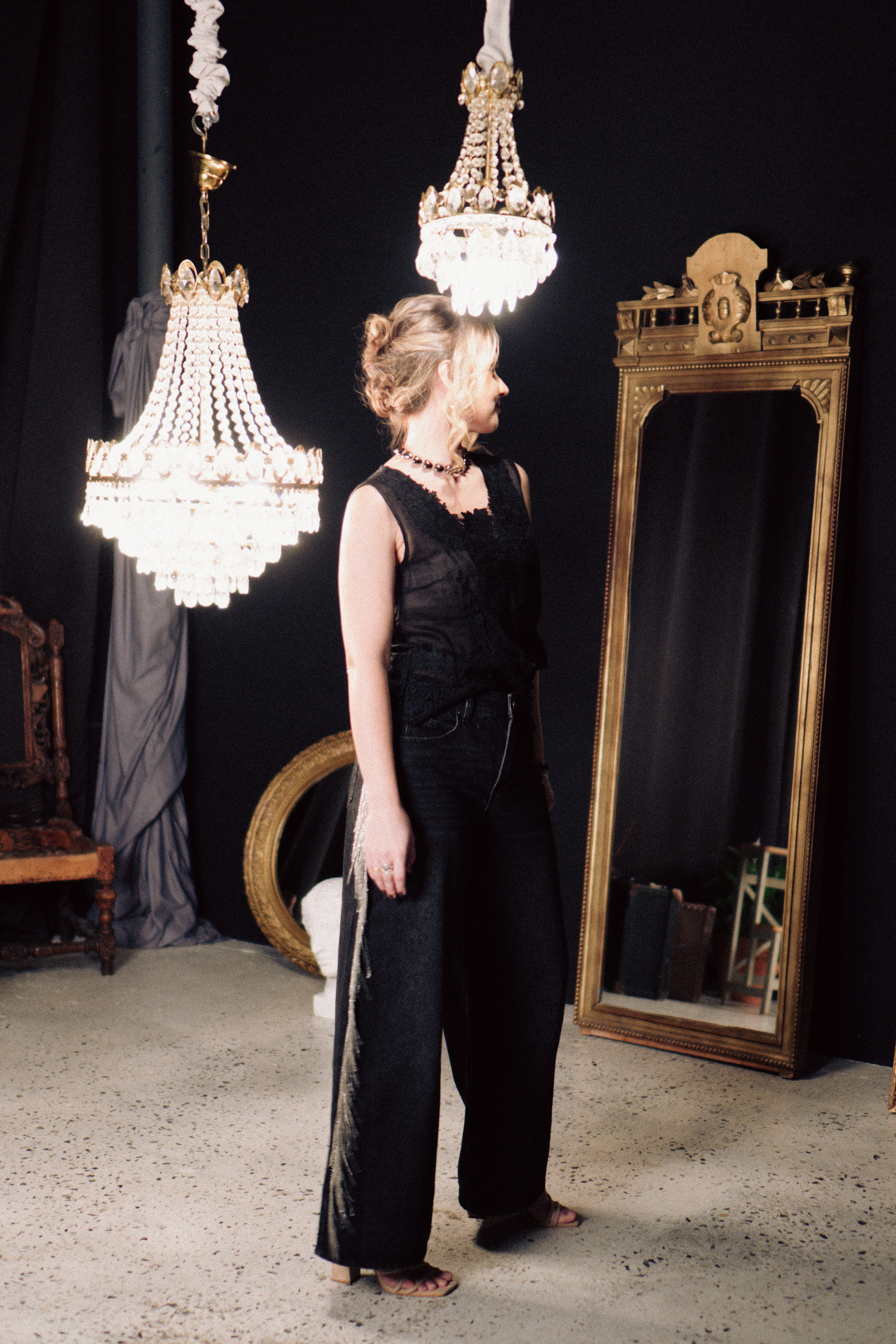 НОВОГОДНЯЯ ФОТОСЕСИИЯ В СТУДИИ ДЛЯ ДЕВУШКИ И ПРОГУЛКА ПО ЧЕРНЫШЕВСКОЙ. Профессиональный фотограф, Санкт-Петербург — Виктория Богомолова