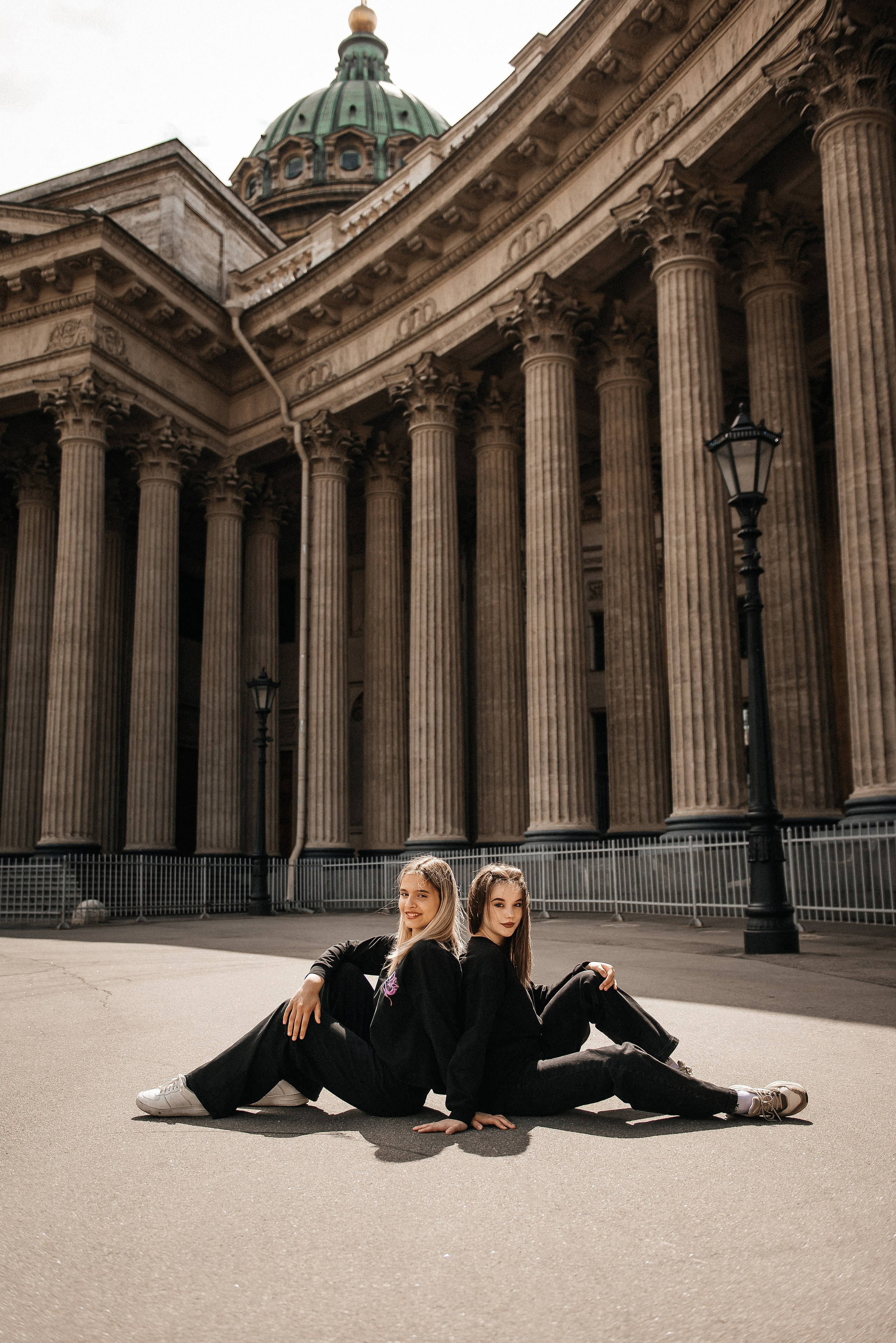 контент фотосъёмка для студии танца у Казанского собора