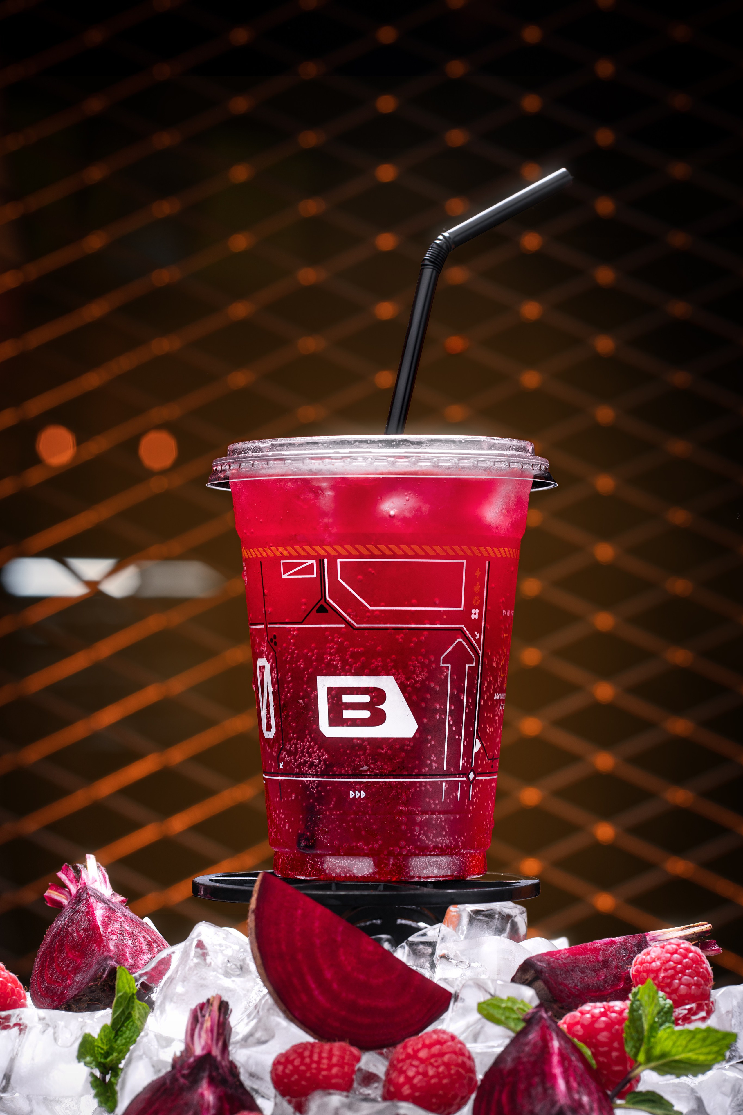 Advertising photographer in Dubai — Maxim Mitrofanov