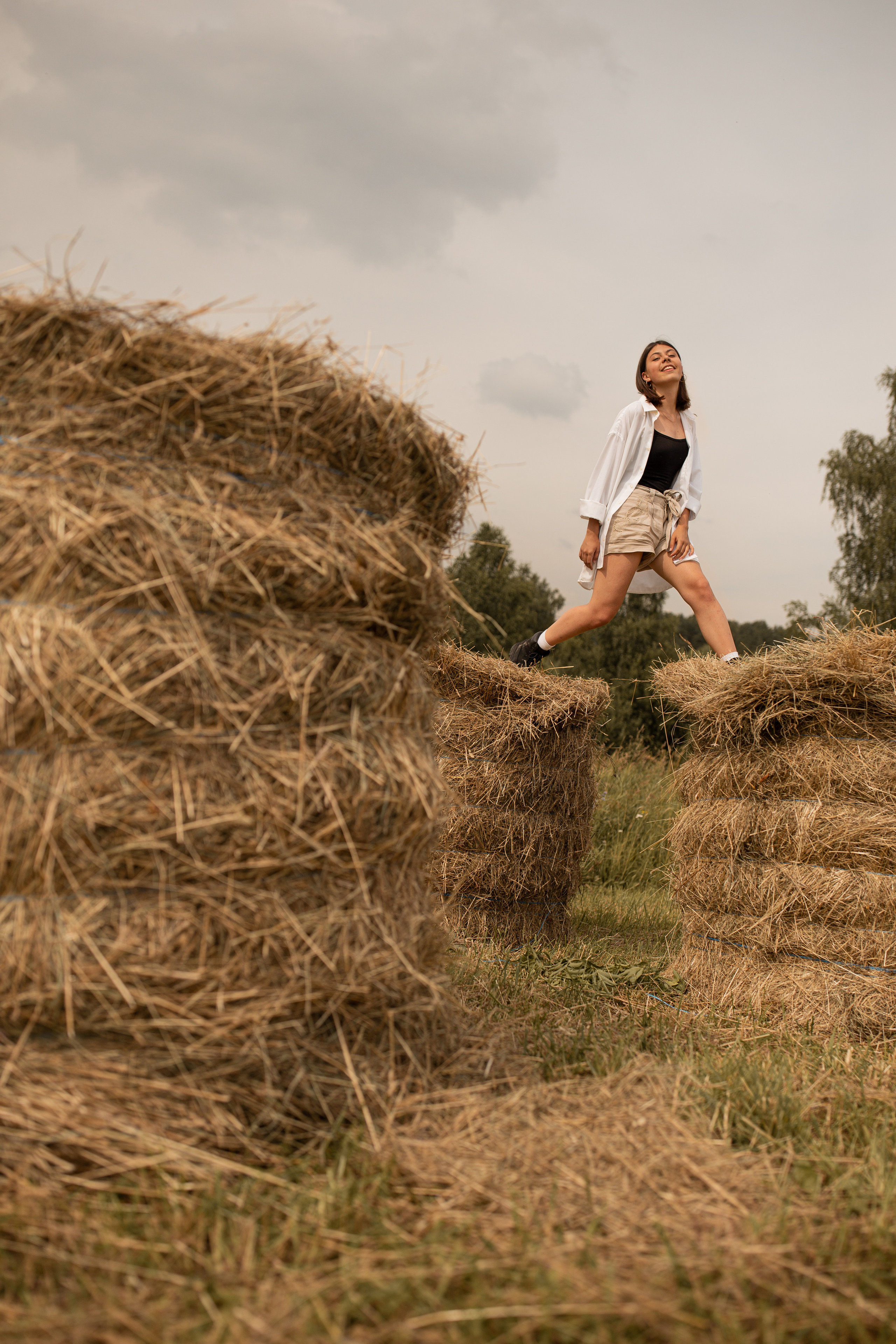 Индивидуальная фотосессия в стогах. Семейный фотограф в Москве Екатерина Цаплина