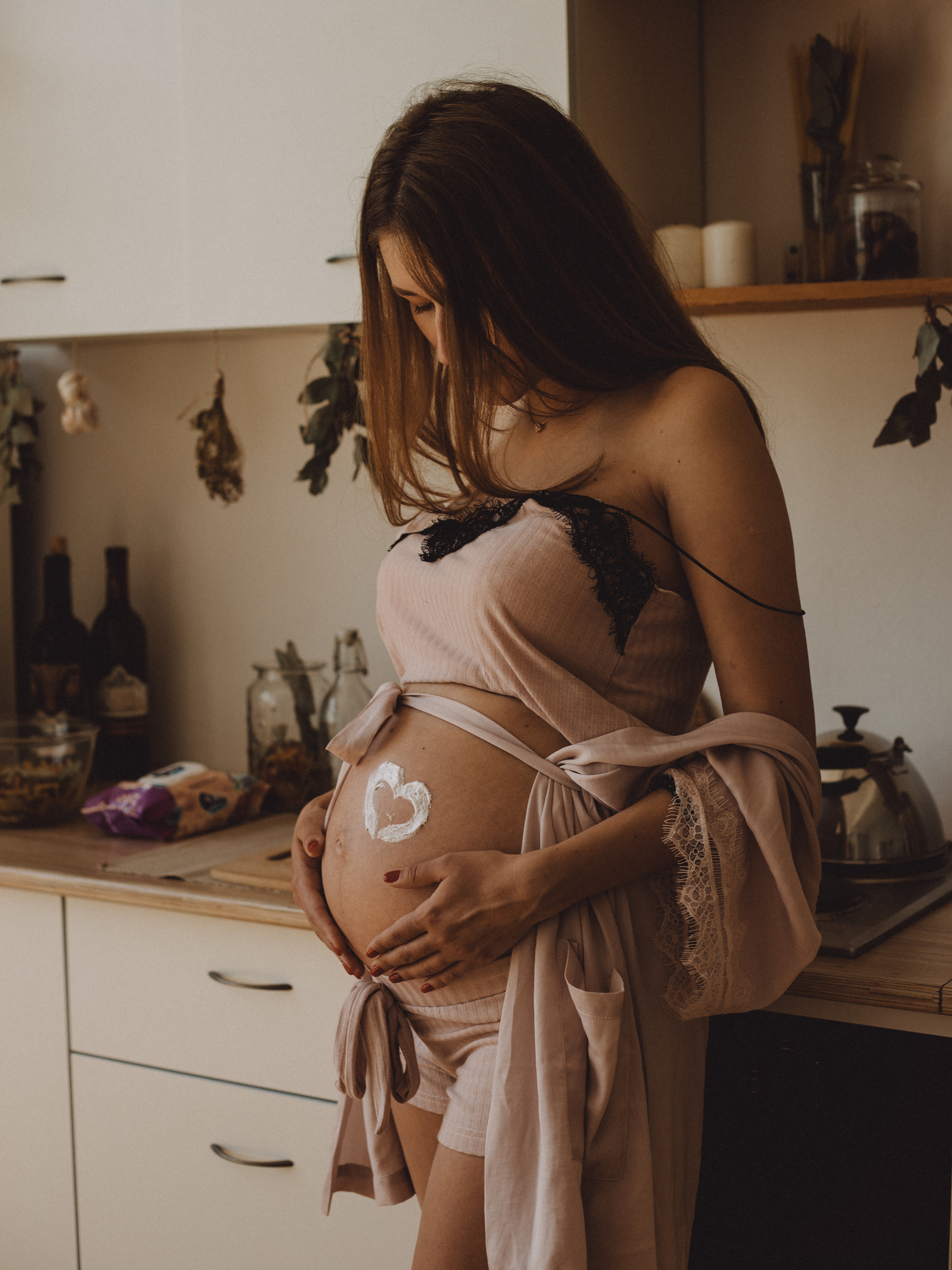 Беременность в студии Лофт Потолок. Фотограф в Краснодаре и Краснодарском крае