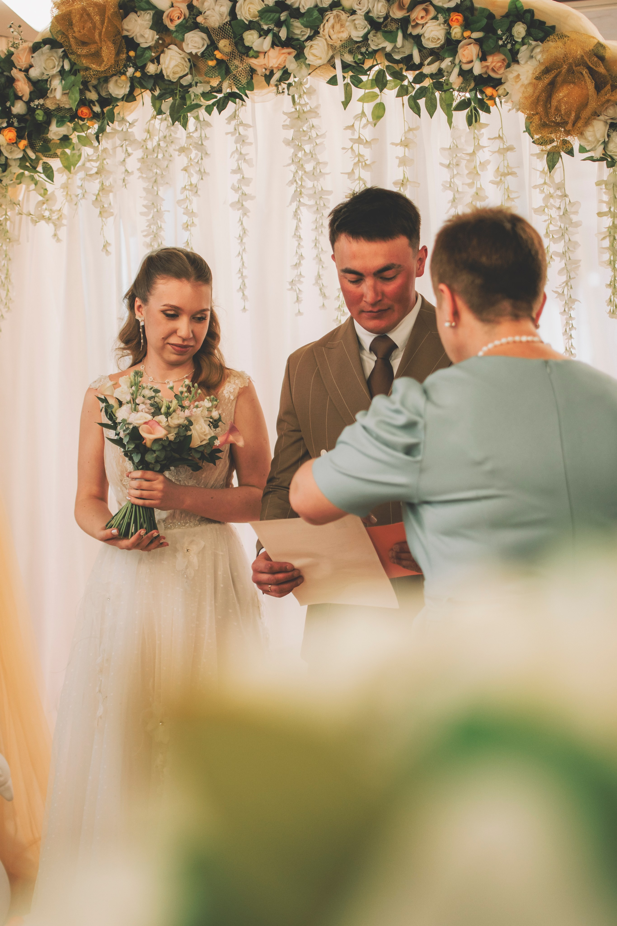 Альберт и Анастасия (Студийная фотосессия, роспись в ДК Нефтяник + фотосессия с гостями). Семейный и свадебный фотограф Губкинский и Ставрополь