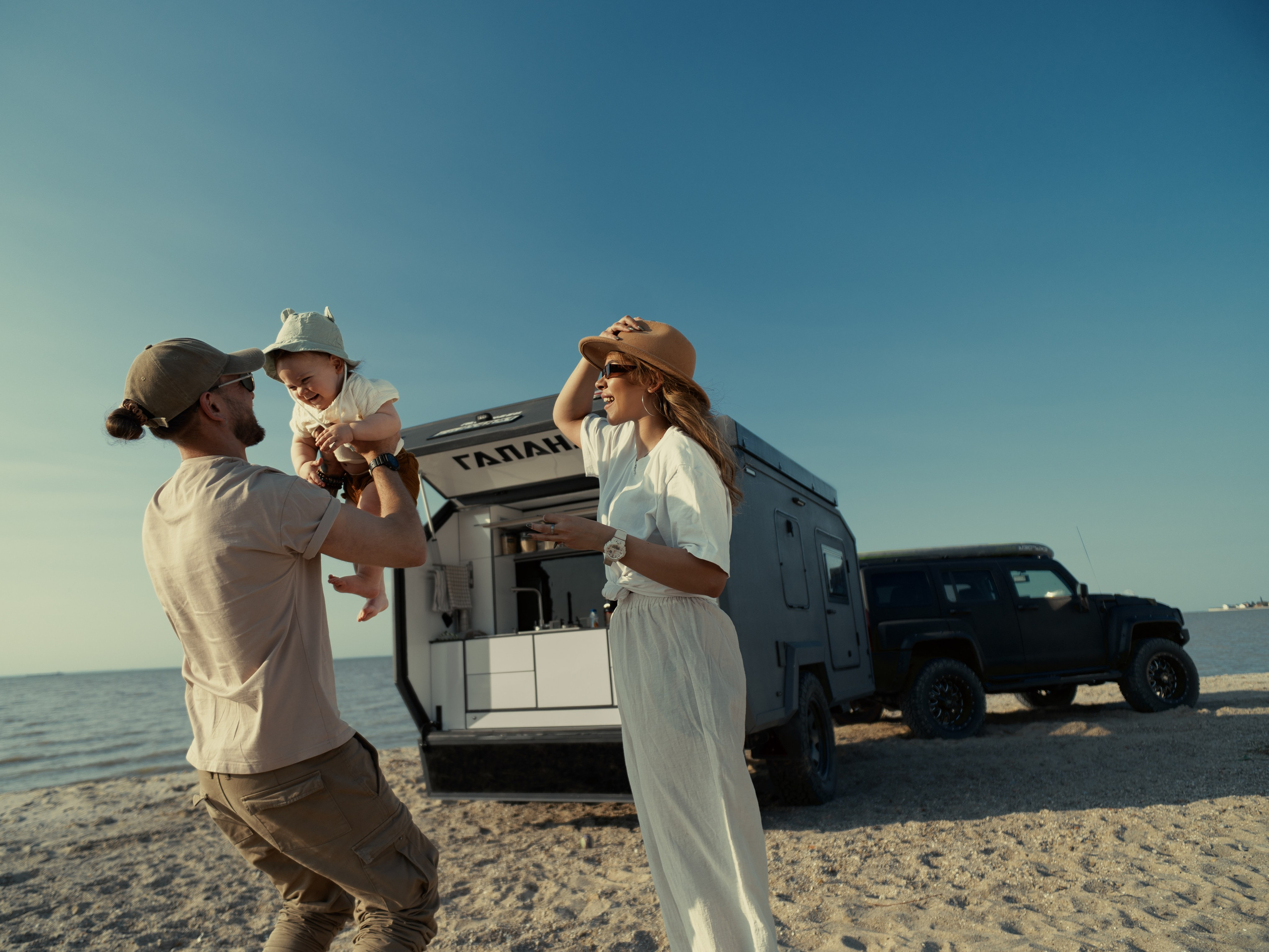 Дом на колесах. ФОТОГРАФ ИВАН СЕЛИВАНОВ