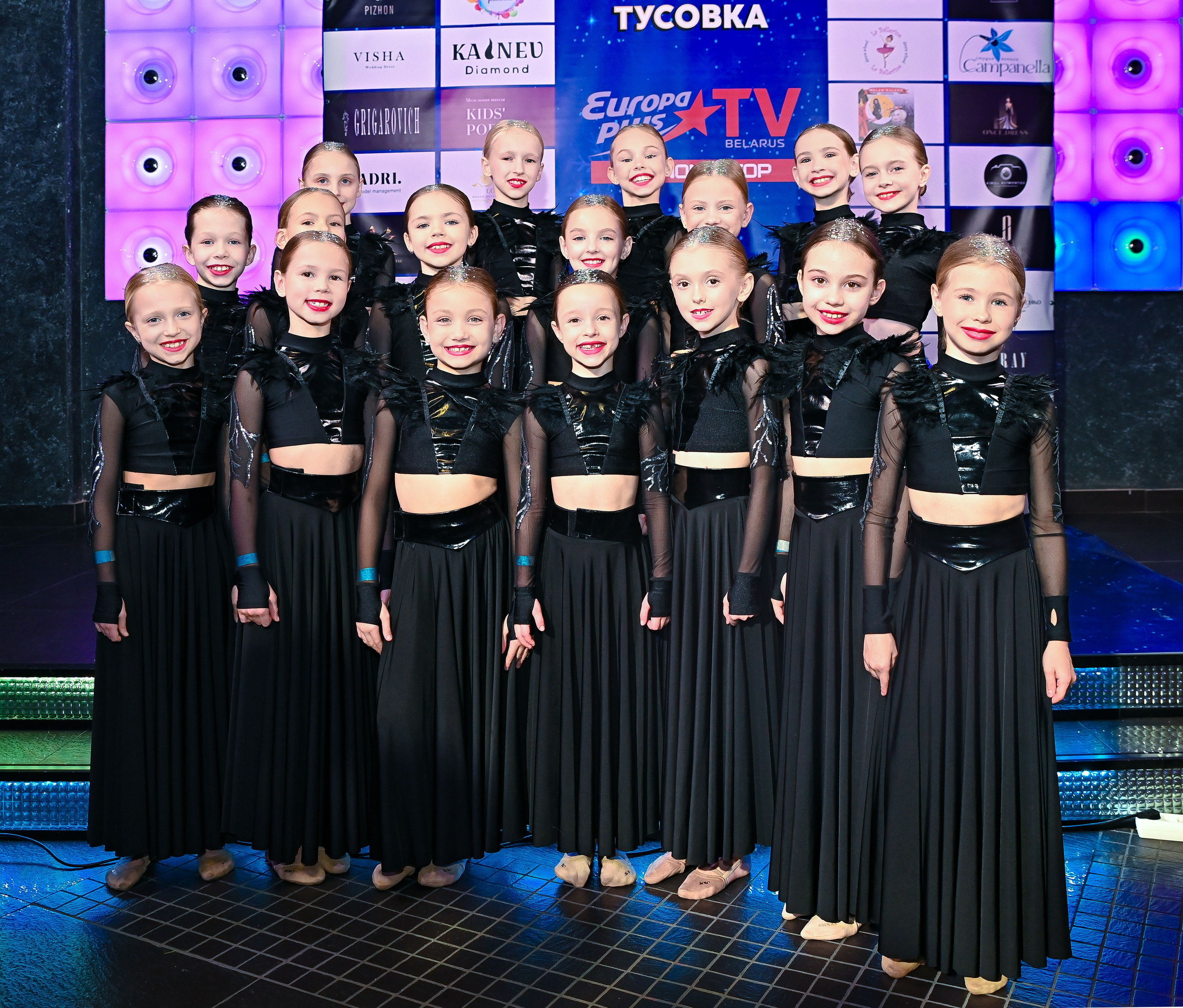 Большая новогодняя тусовка. Фотоуслуги, услуги фотографа, фотографирование важных событий