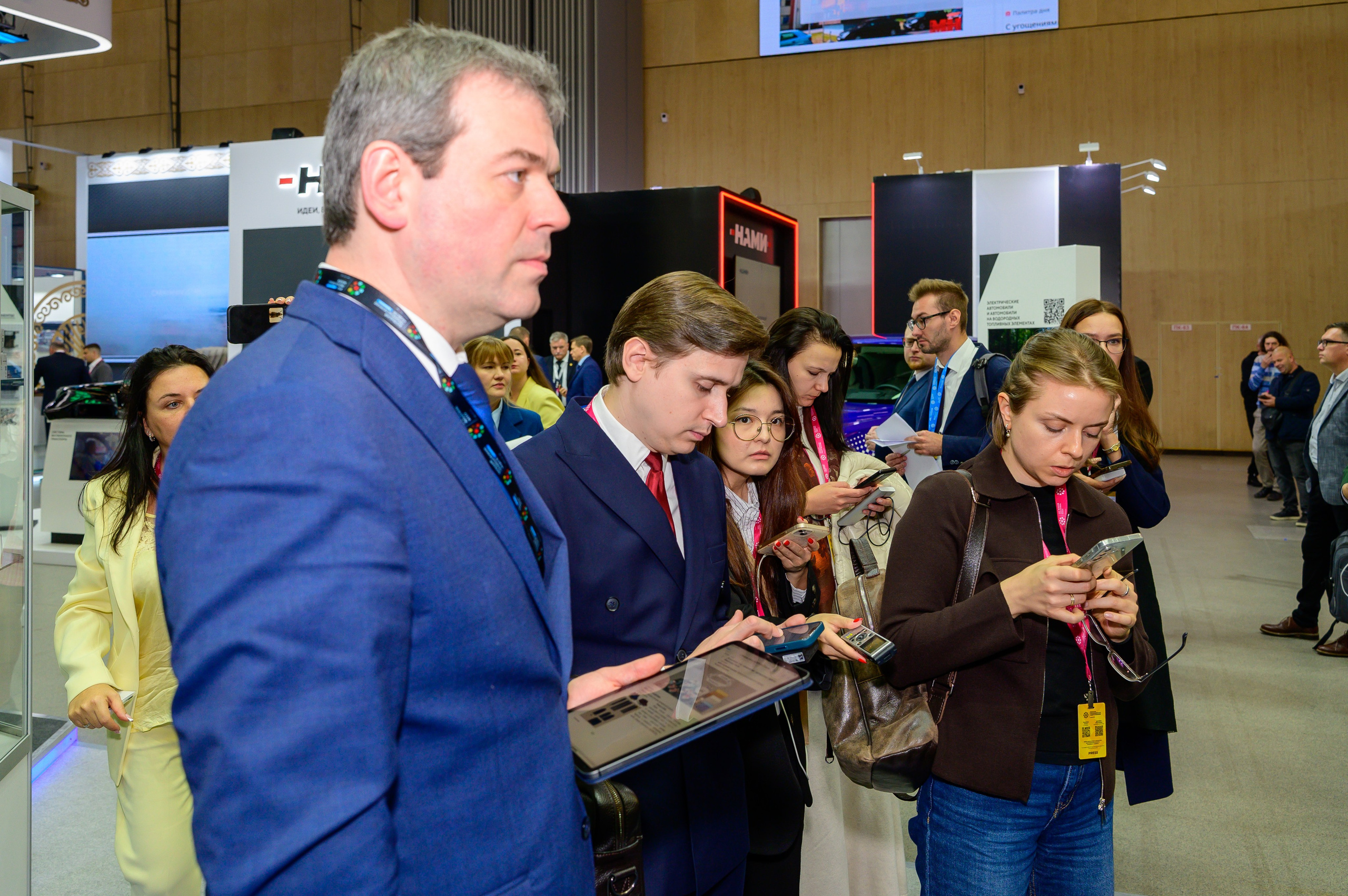 BigindustrialweekBelarus. Фотоуслуги, услуги фотографа, фотографирование важных событий