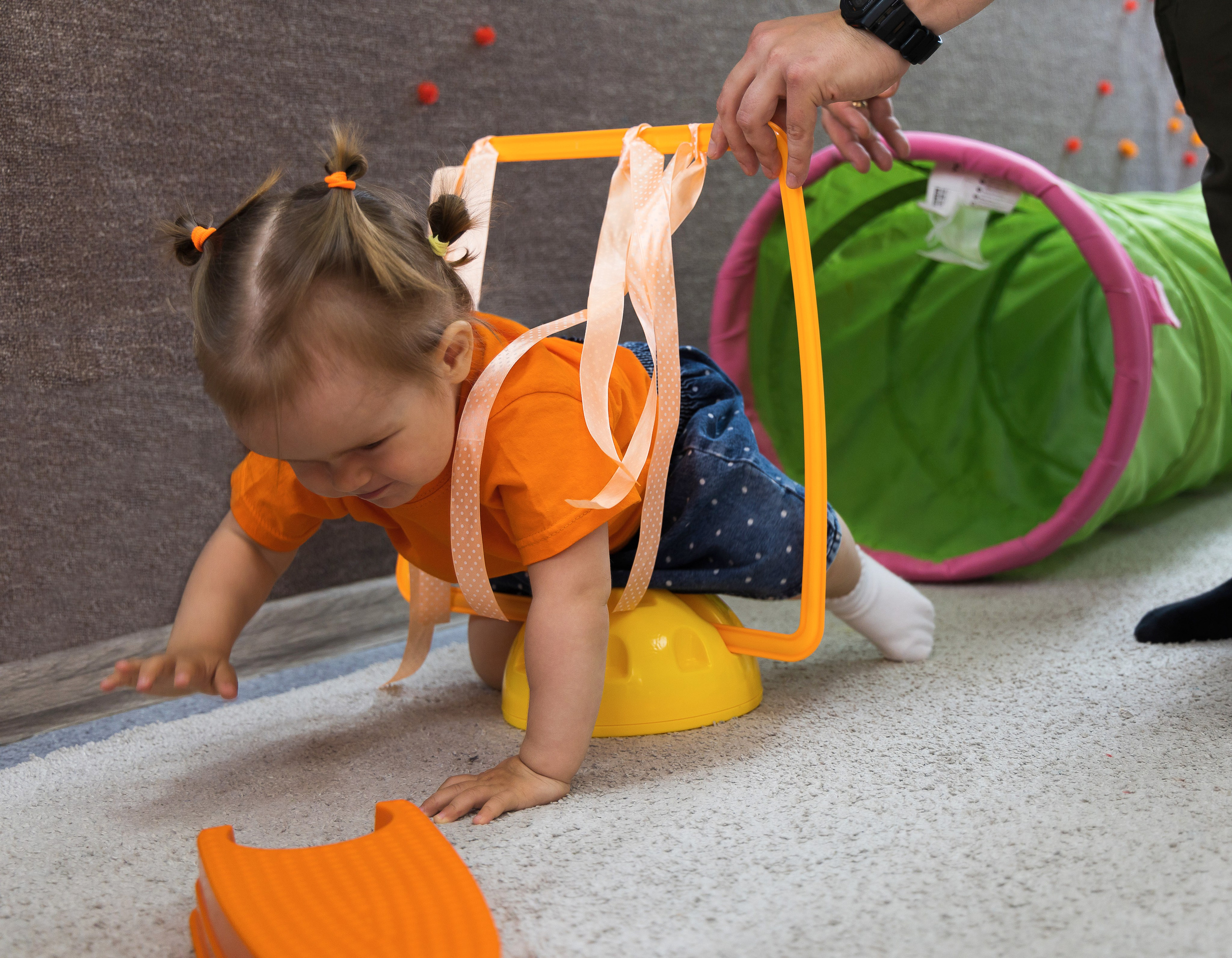 — Оранжевое занятие в Детском клубе «Буквашка» в Жуковском