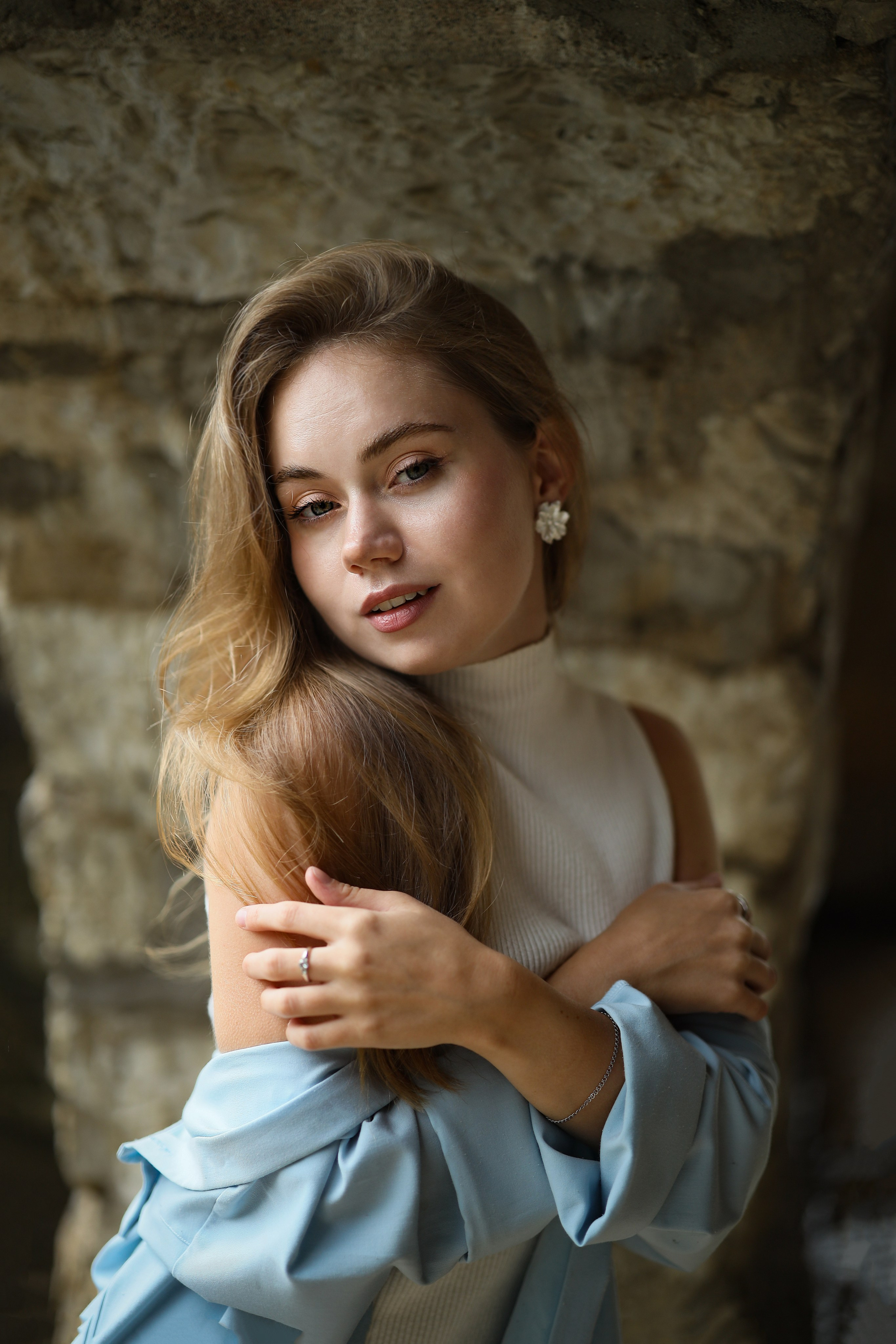 Фотосессия на ступеньках ресторана Гагрипш, Гагра. Свадебный и семейный фотограф в Абхазии Жанна Соснина