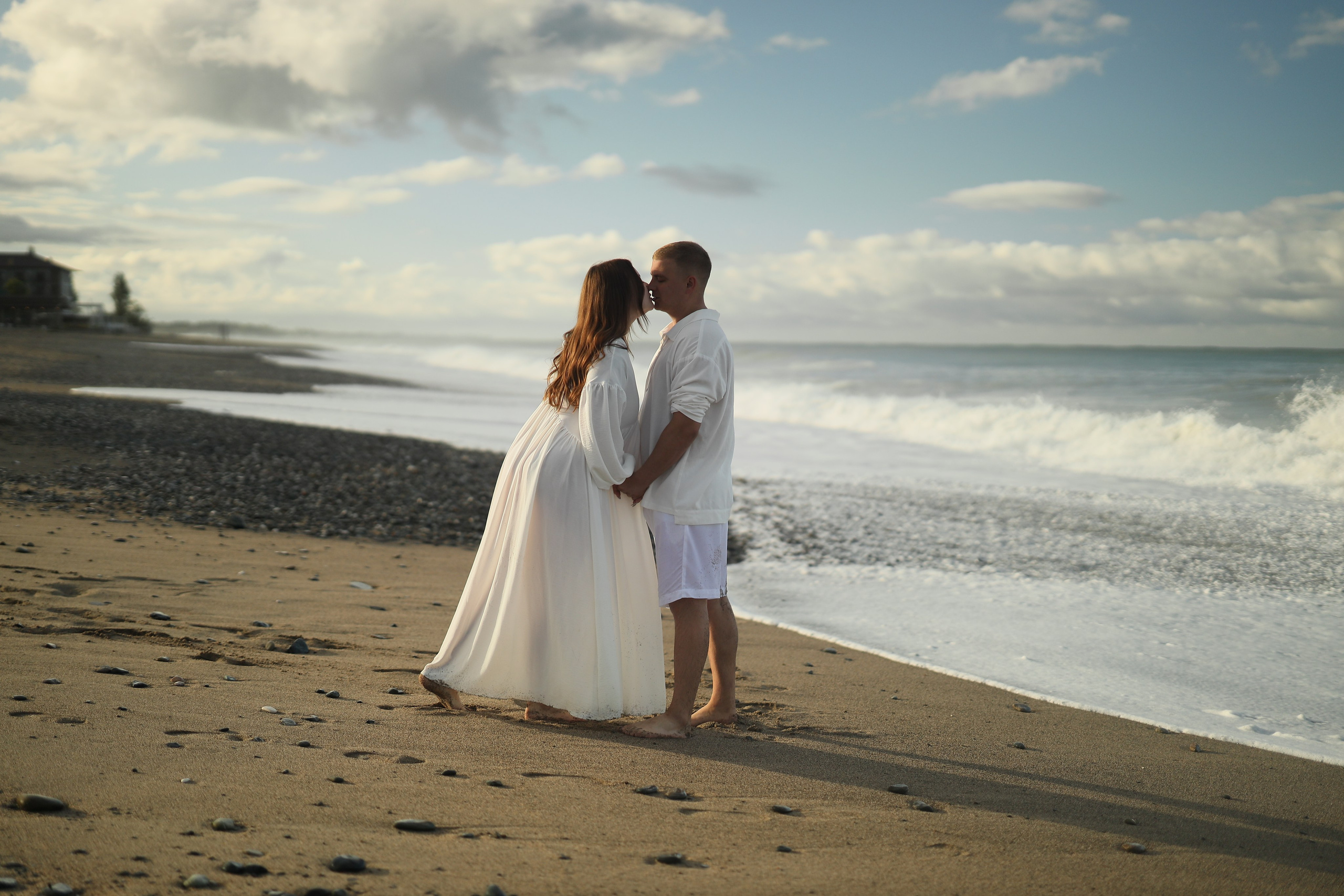 Семейная фотосессия на пляже в Сухуме. Свадебный и семейный фотограф в Абхазии Жанна Соснина
