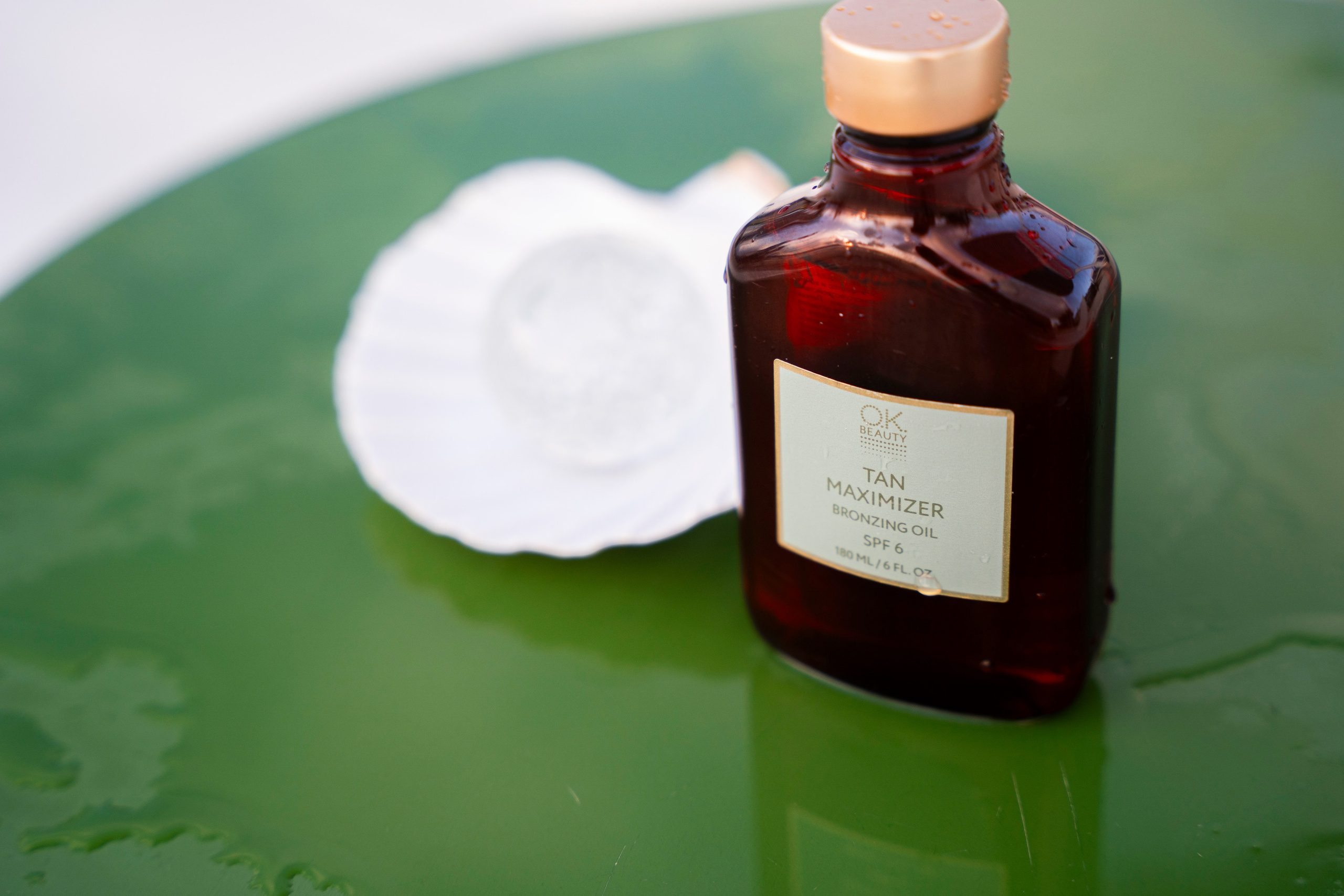 TAN SPF15. Brand designer | photographer | model