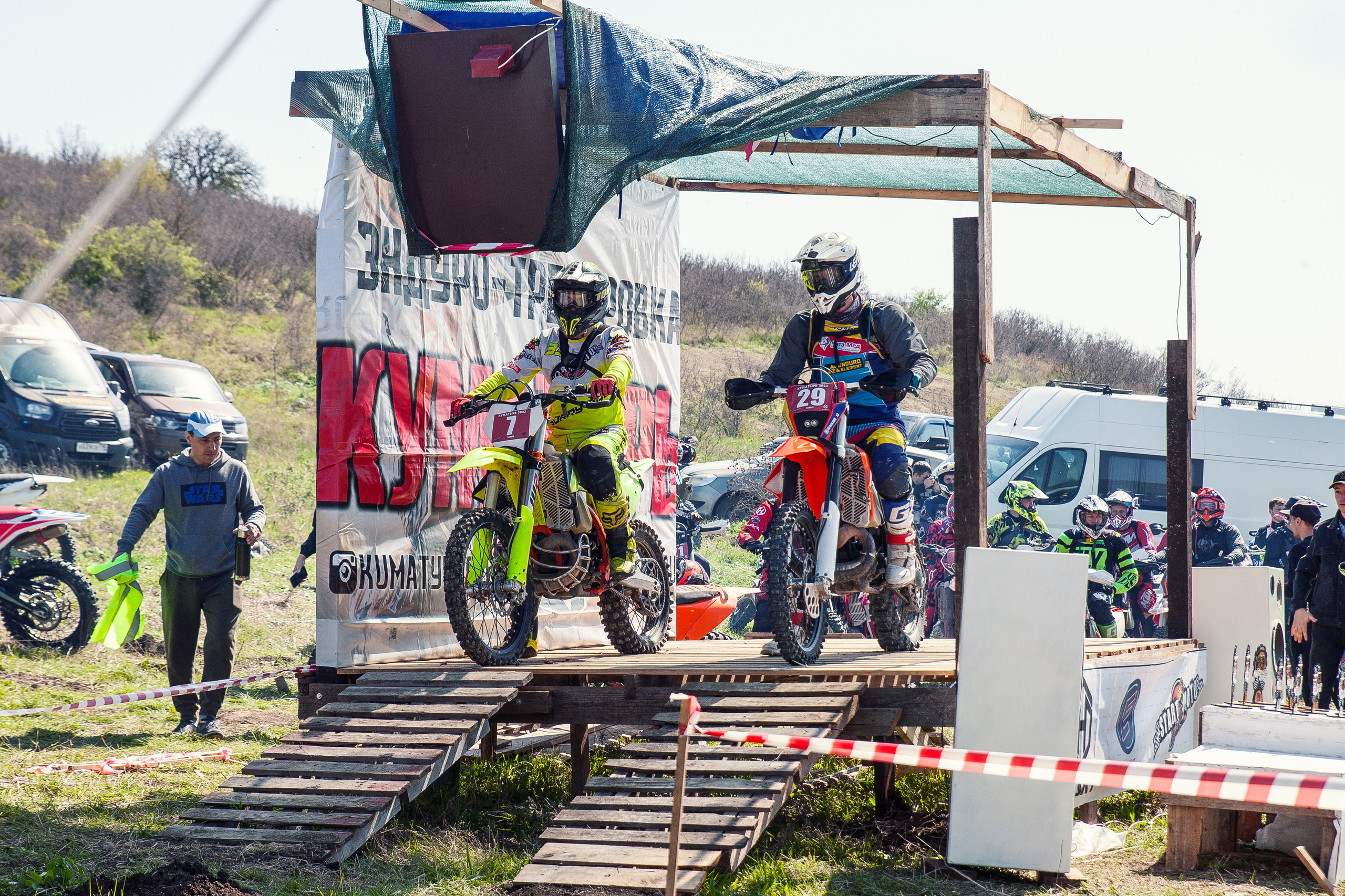 Куматырь 2023. Ручка Алена — ботанический художник, дизайнер, фотограф