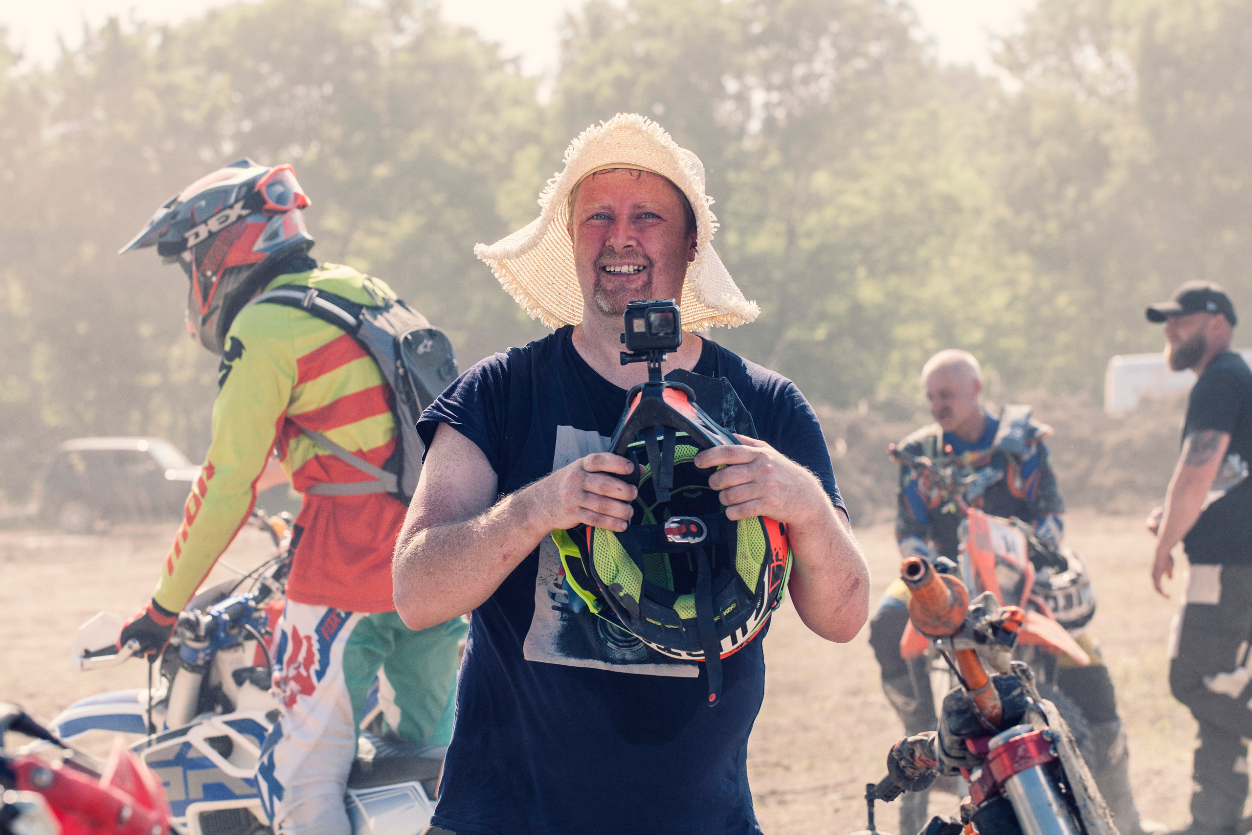 Хаски Фест май 2022. Ручка Алена — ботанический художник, дизайнер, фотограф