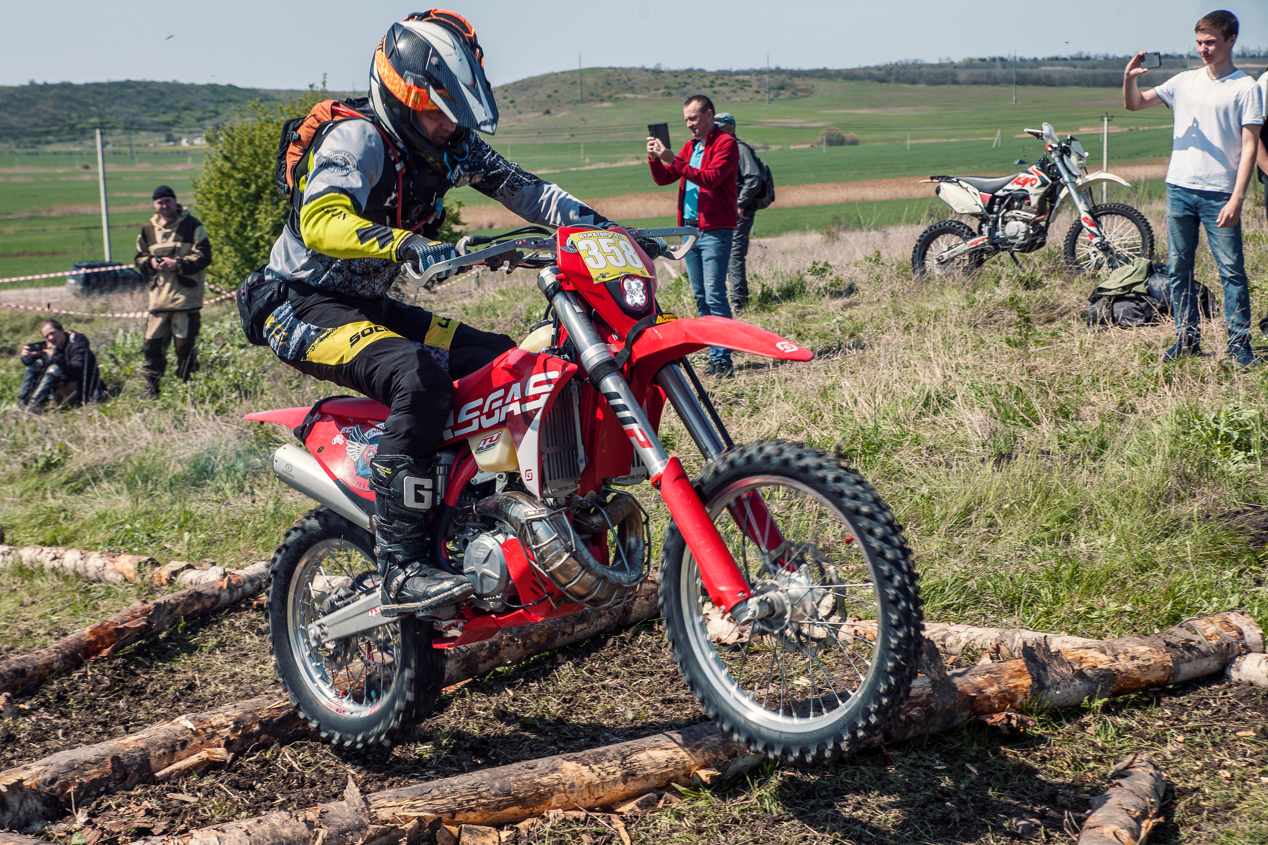 Куматырь 2023. Ручка Алена — ботанический художник, дизайнер, фотограф