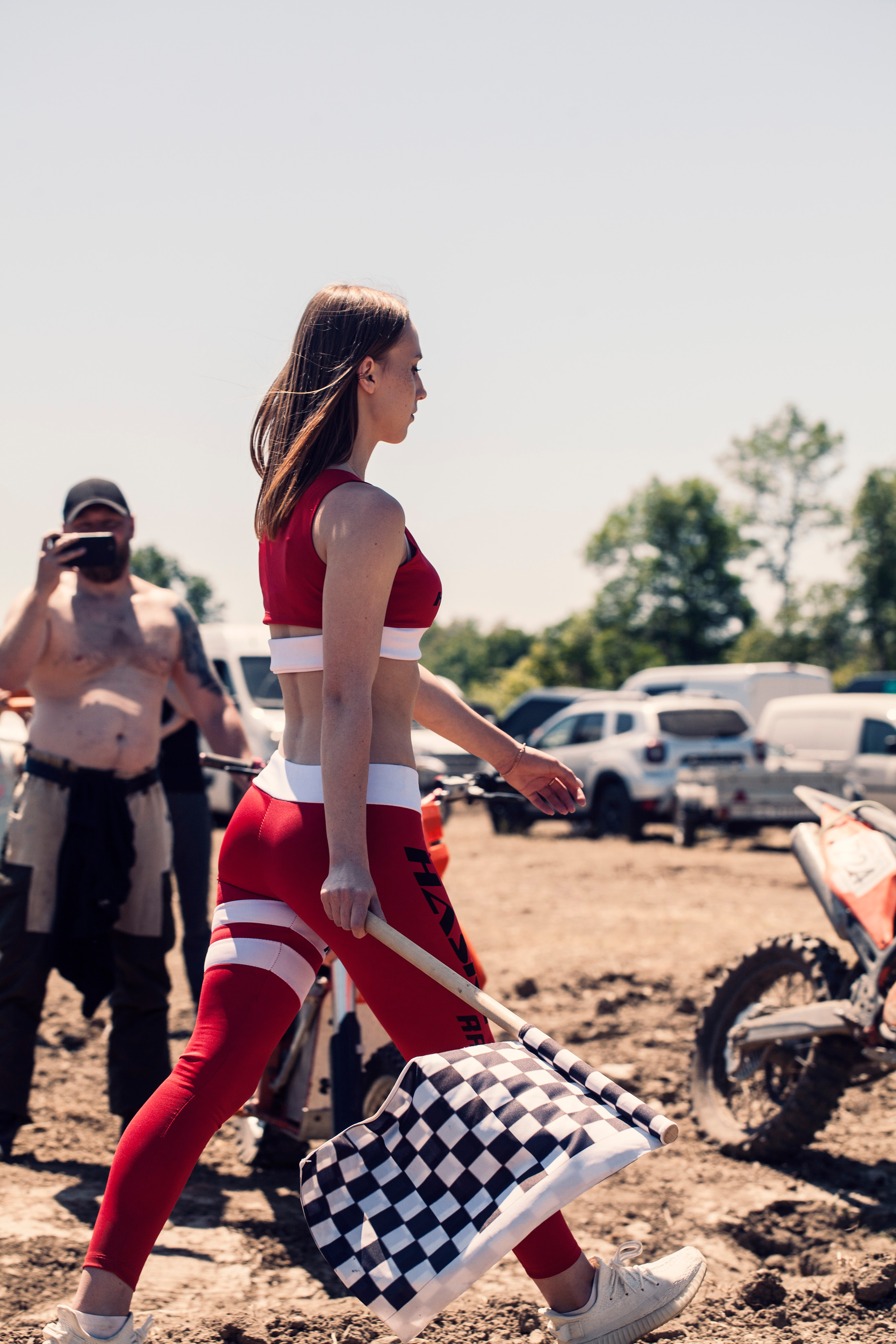 Хаски Фест май 2022. Ручка Алена — ботанический художник, дизайнер, фотограф