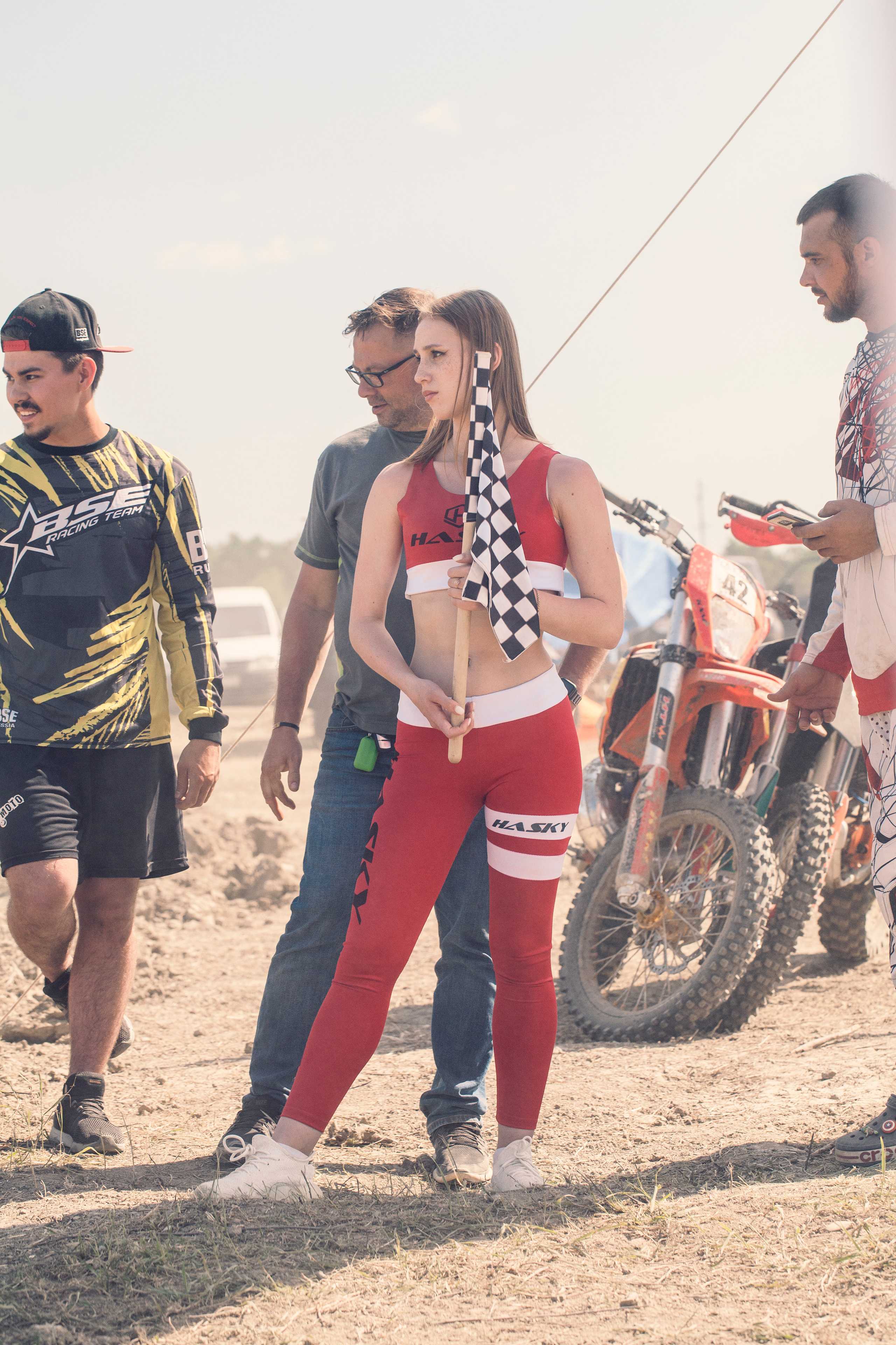 Хаски Фест май 2022. Ручка Алена — ботанический художник, дизайнер, фотограф