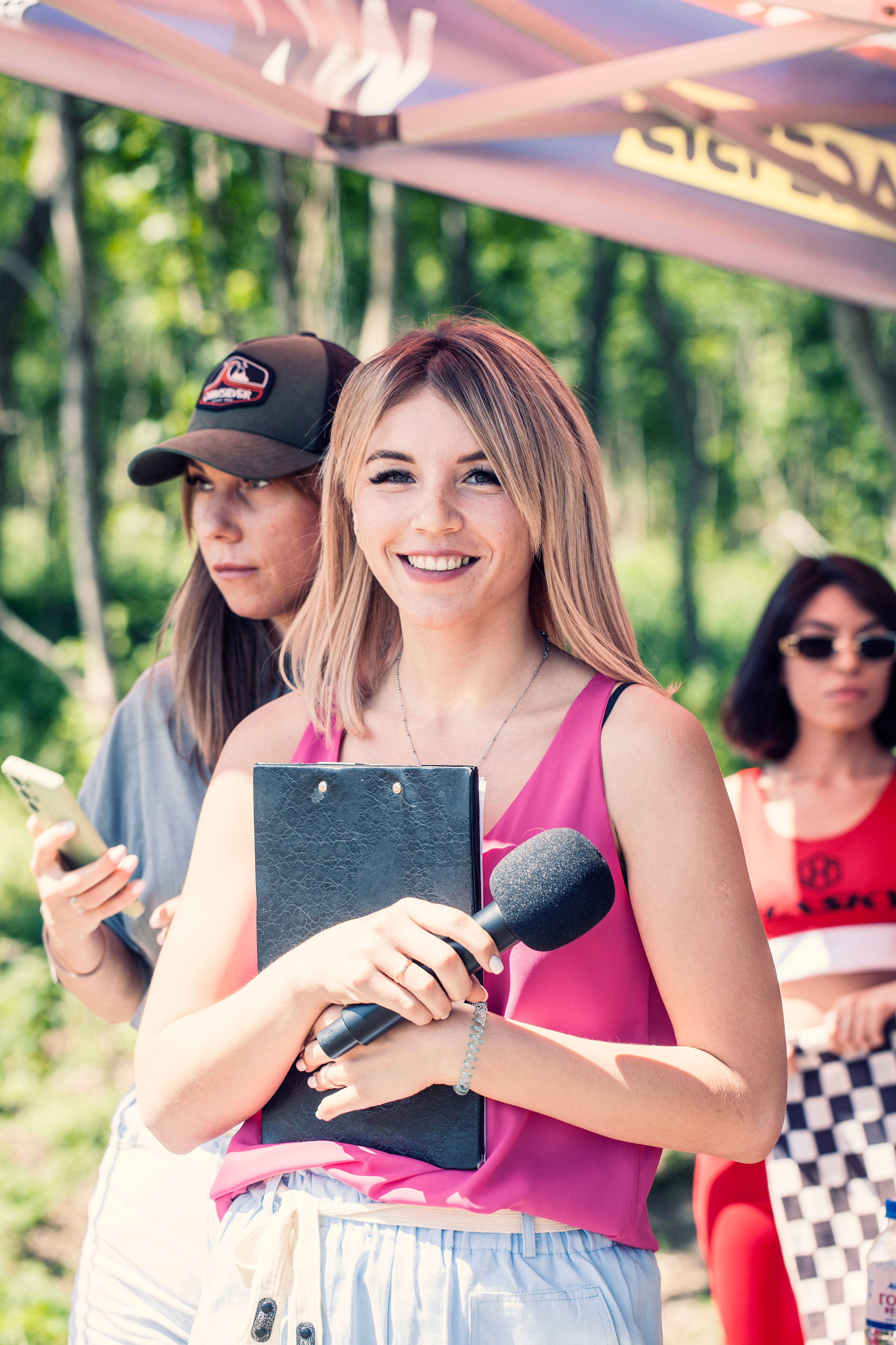 Хаски Фест май 2022. Ручка Алена — ботанический художник, дизайнер, фотограф