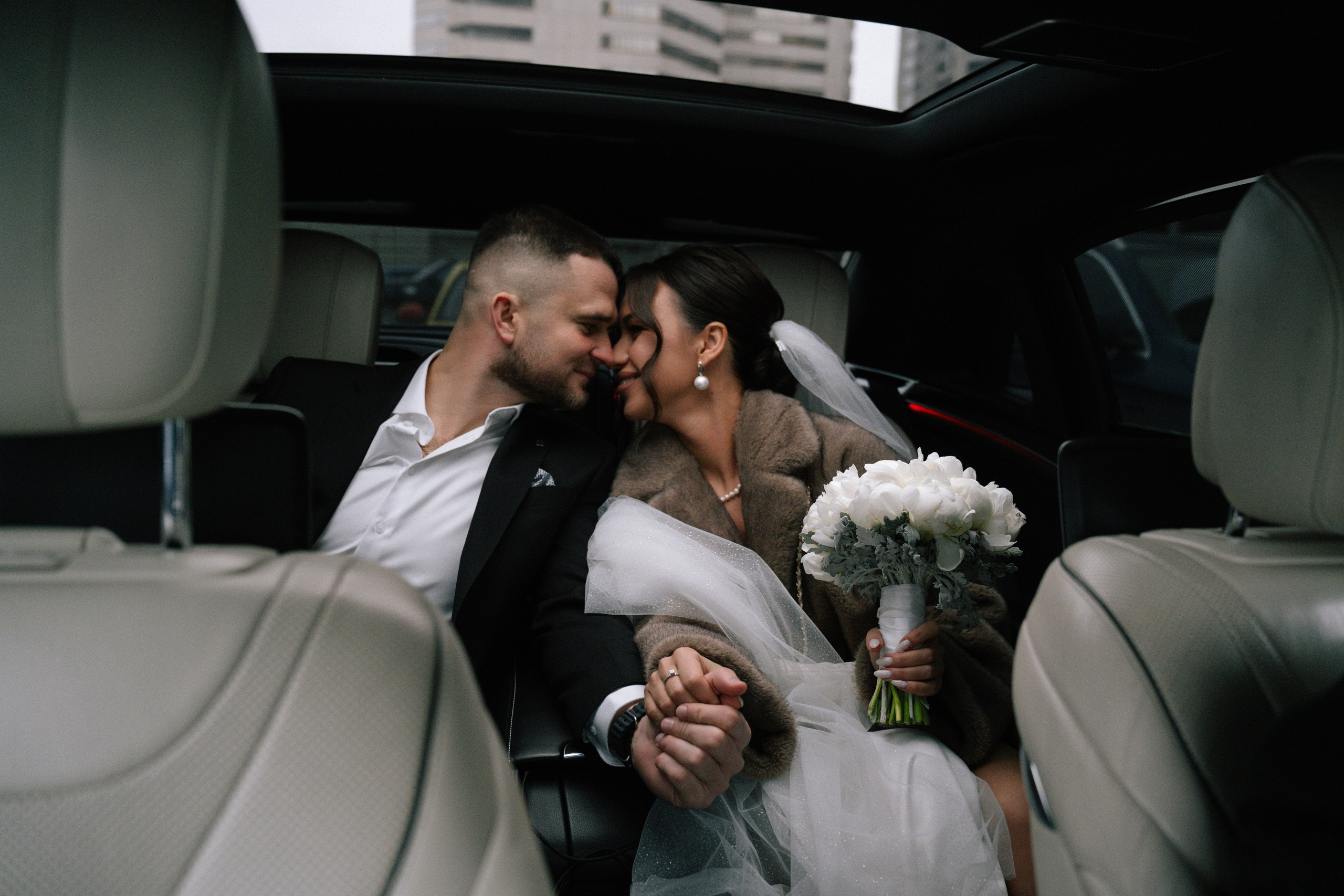 Свадебная фотосессия в отеле Plaza Garden Moscow WTC