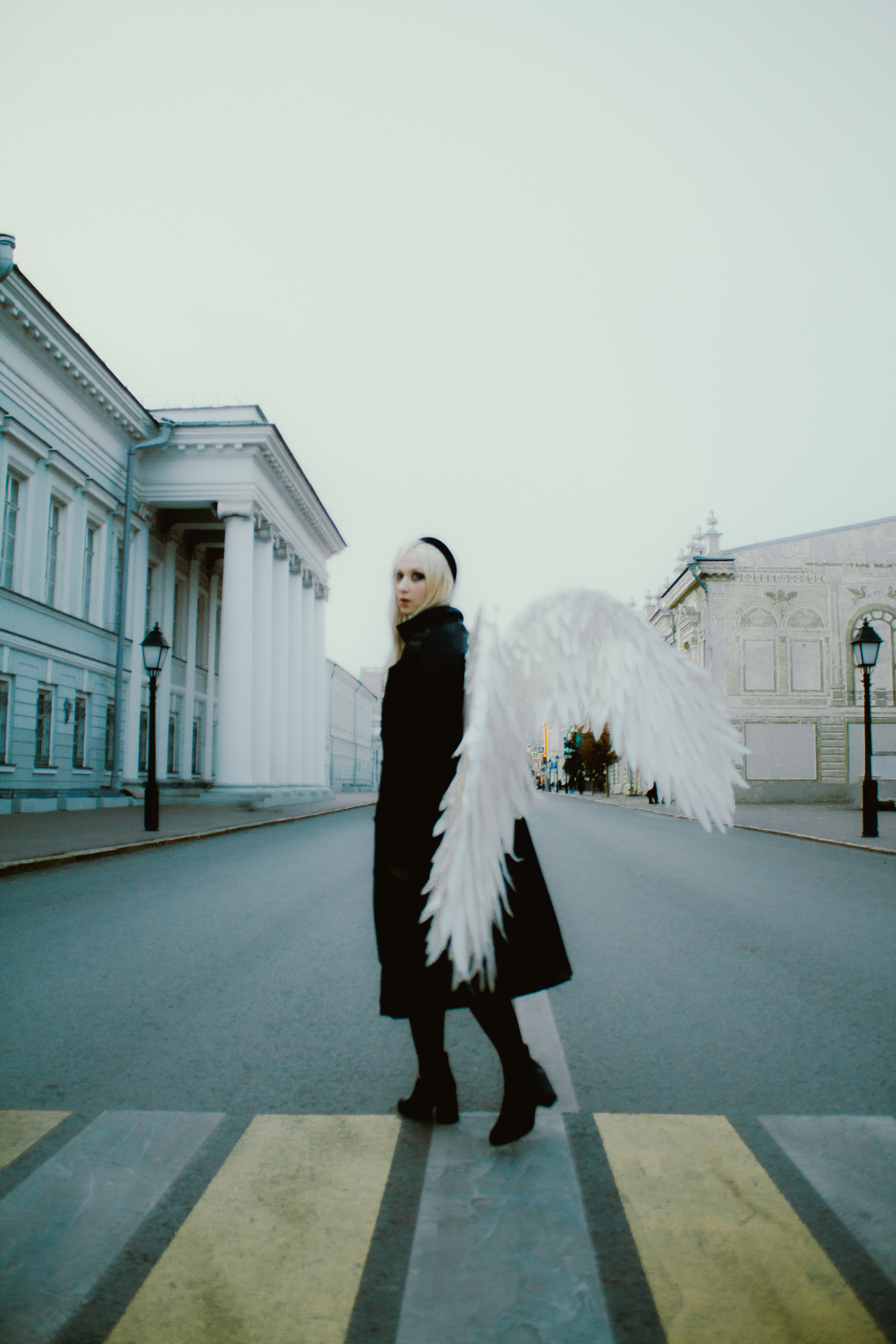 Ангел в городе. Фотограф Тимур Хайруллин