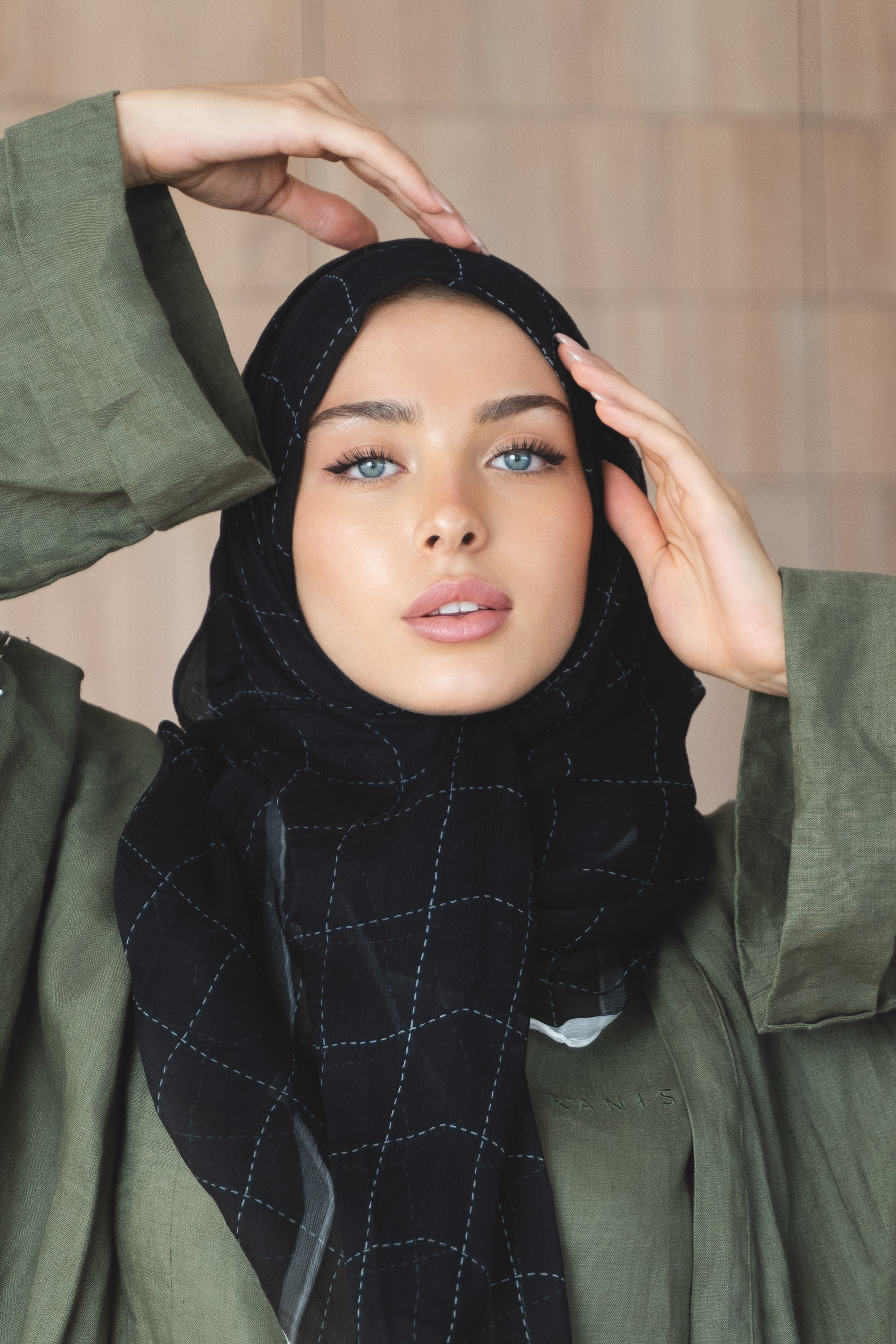 Escarfo. Амина Абасова — индивидуальный фотограф в Махачкале, Дагестан