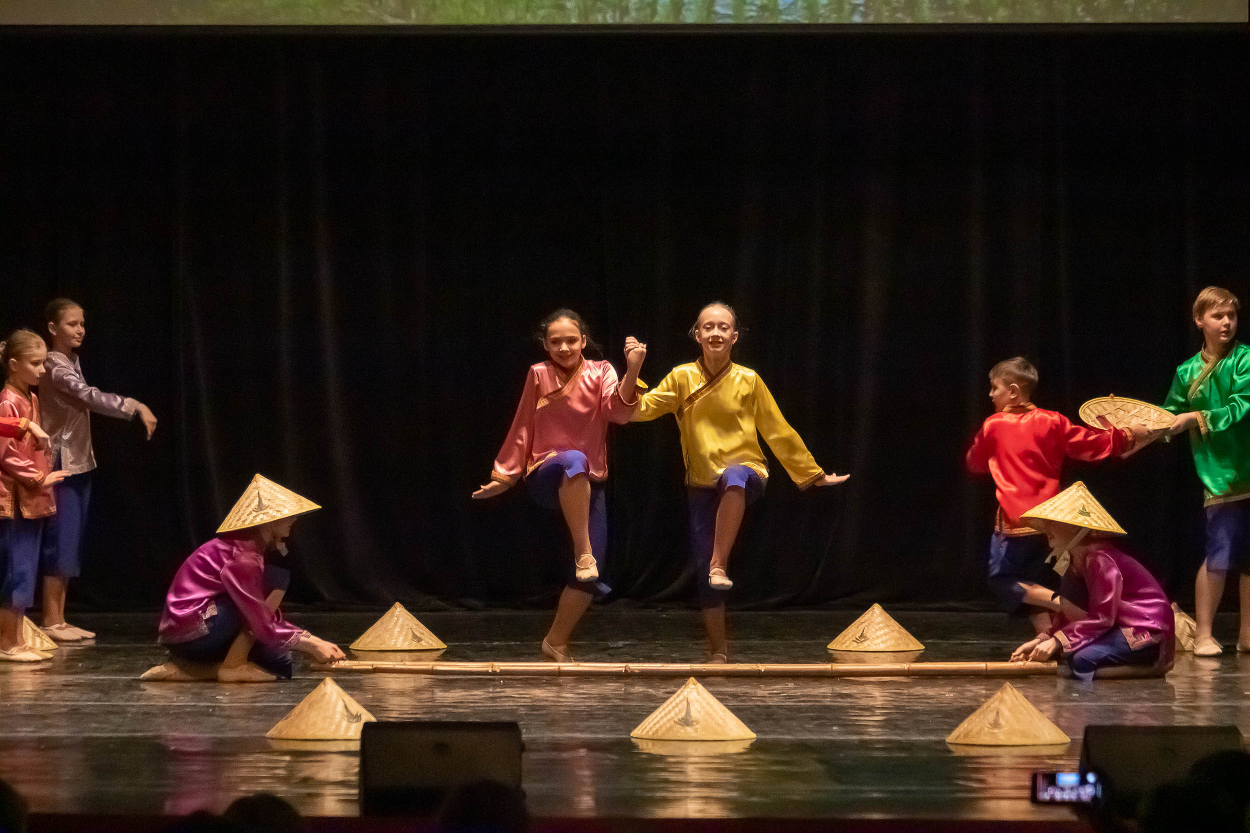 Отчетный концерт образцового хореографического ансамбля «СИРИН». Балетный фотограф в Москве Галина Молчанова