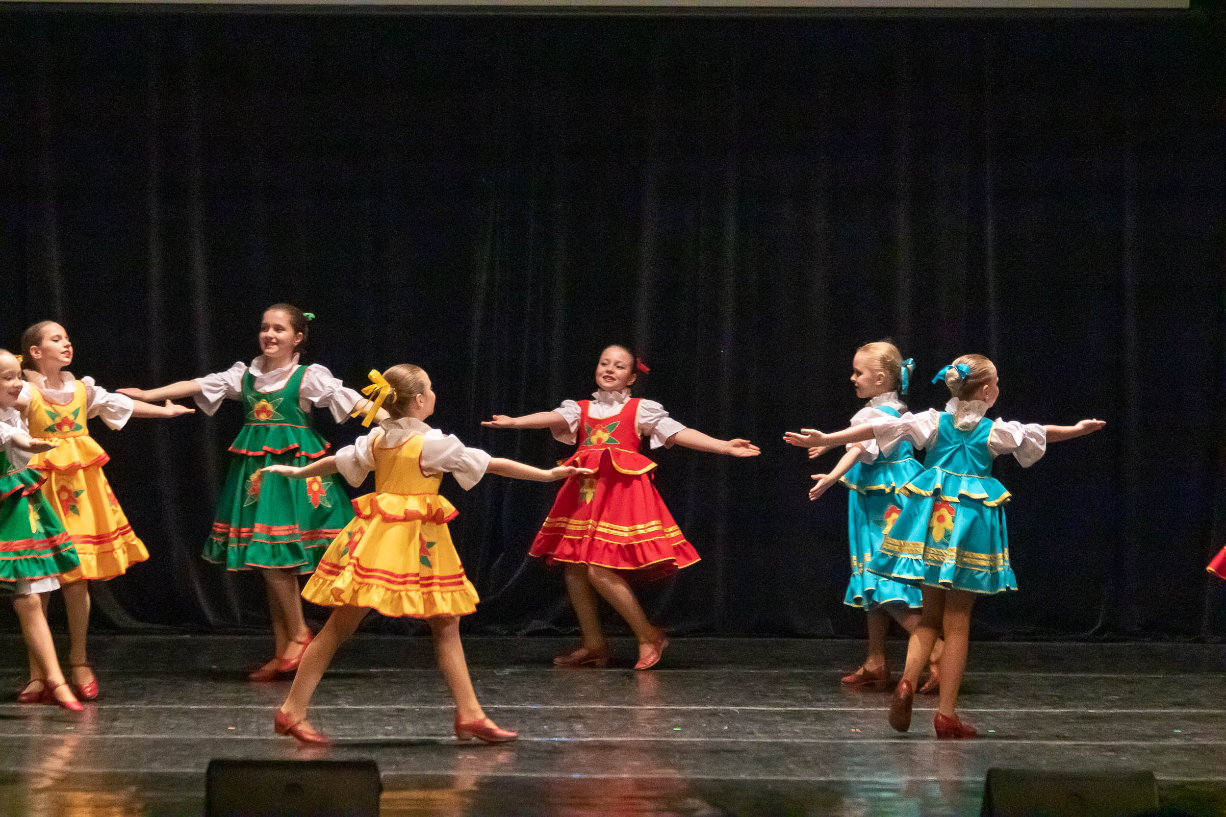 Отчетный концерт образцового хореографического ансамбля «СИРИН». Балетный фотограф в Москве Галина Молчанова