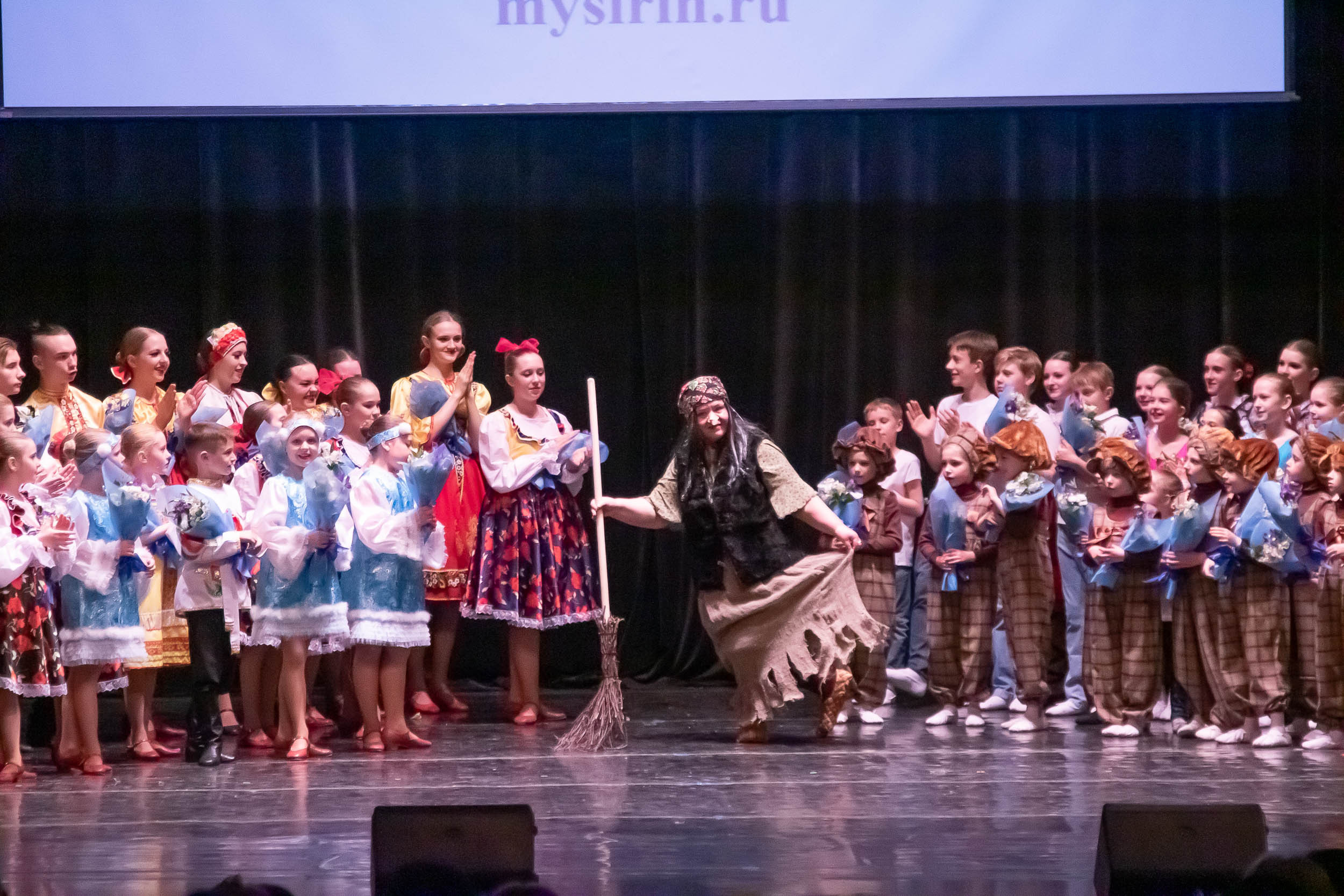 Отчетный концерт образцового хореографического ансамбля «СИРИН». Балетный фотограф в Москве Галина Молчанова