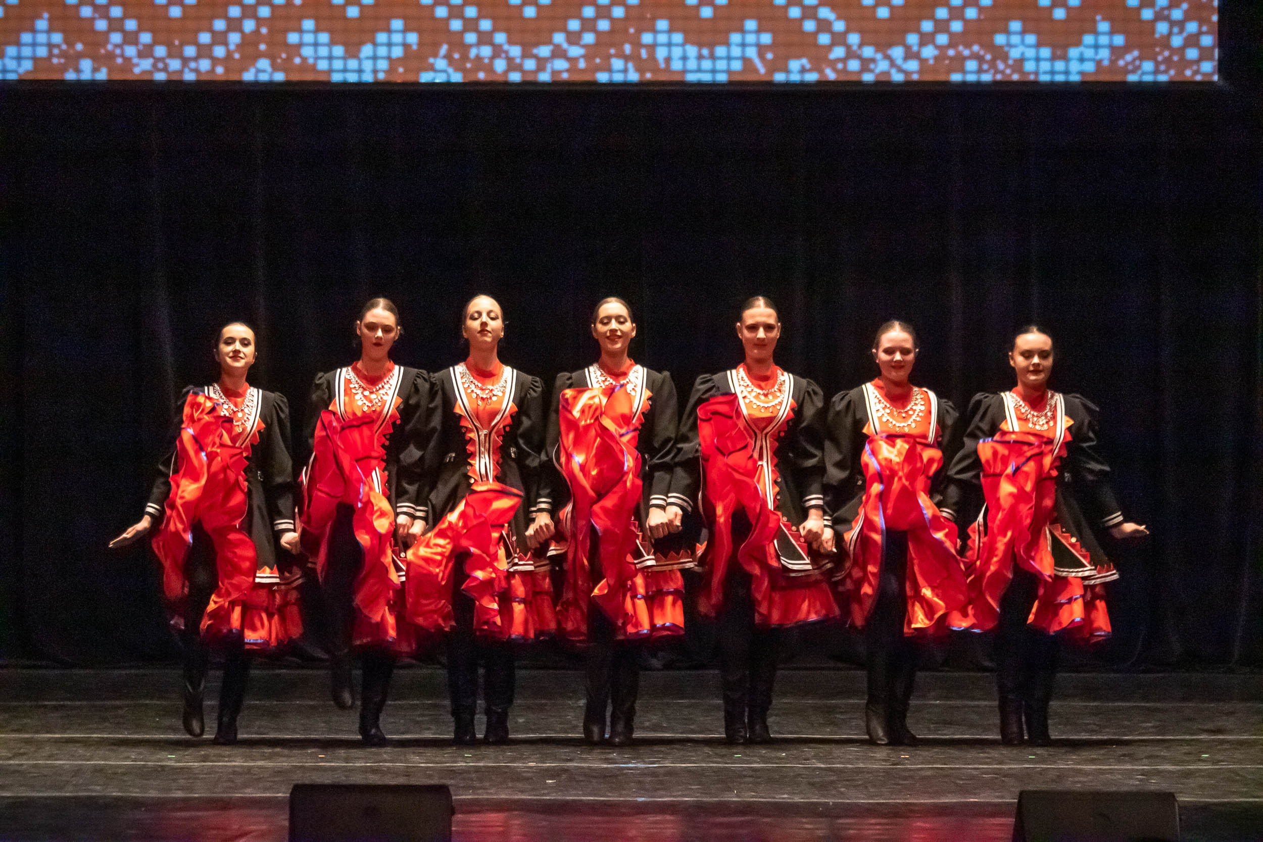 Отчетный концерт образцового хореографического ансамбля «СИРИН». Балетный фотограф в Москве Галина Молчанова