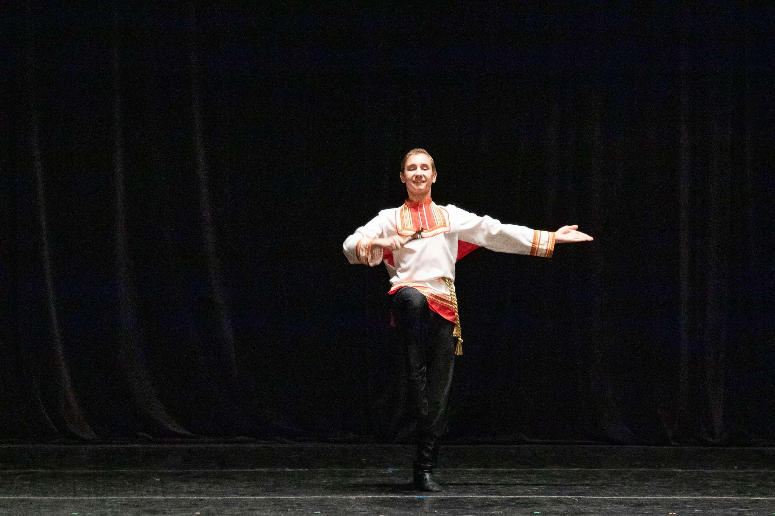 Отчетный концерт образцового хореографического ансамбля «СИРИН». Балетный фотограф в Москве Галина Молчанова