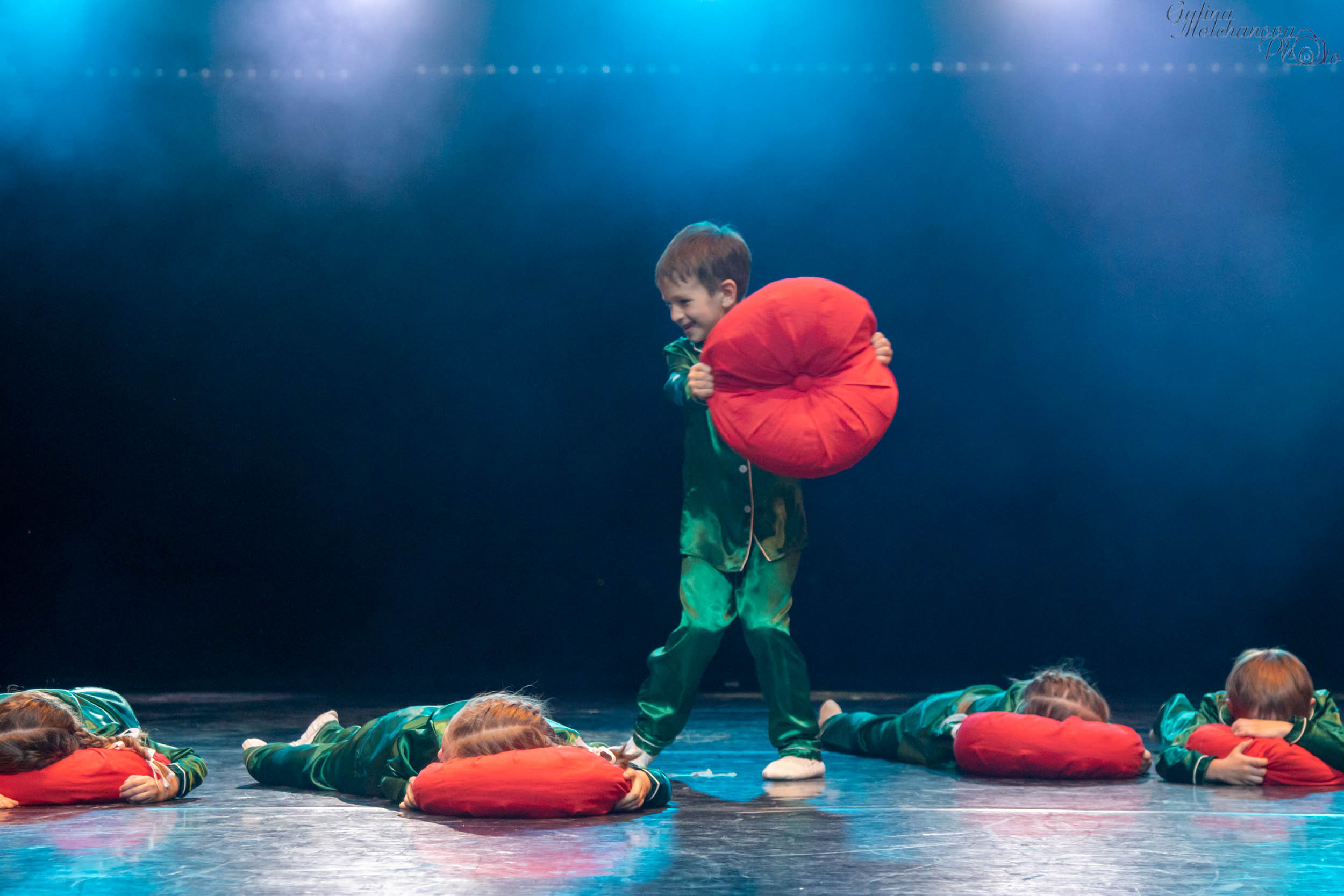 Отчетный концерт школы танца «КоМИКС». Балетный фотограф в Москве Галина Молчанова