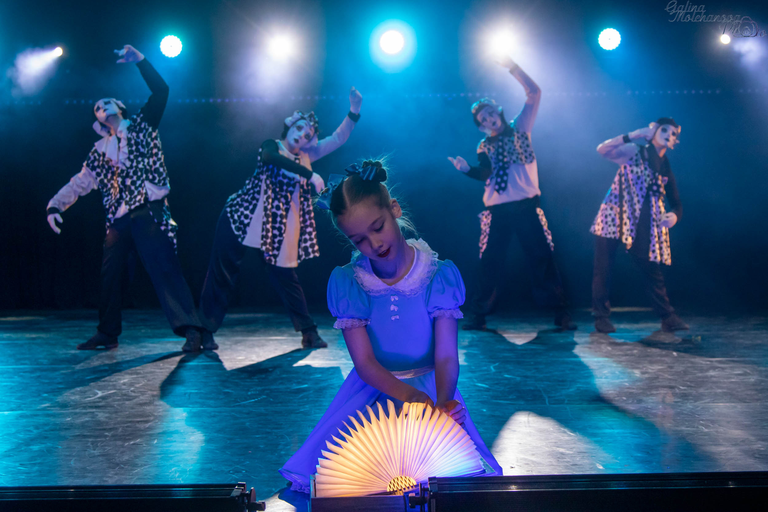 Отчетный концерт школы танца «КоМИКС». Балетный фотограф в Москве Галина Молчанова