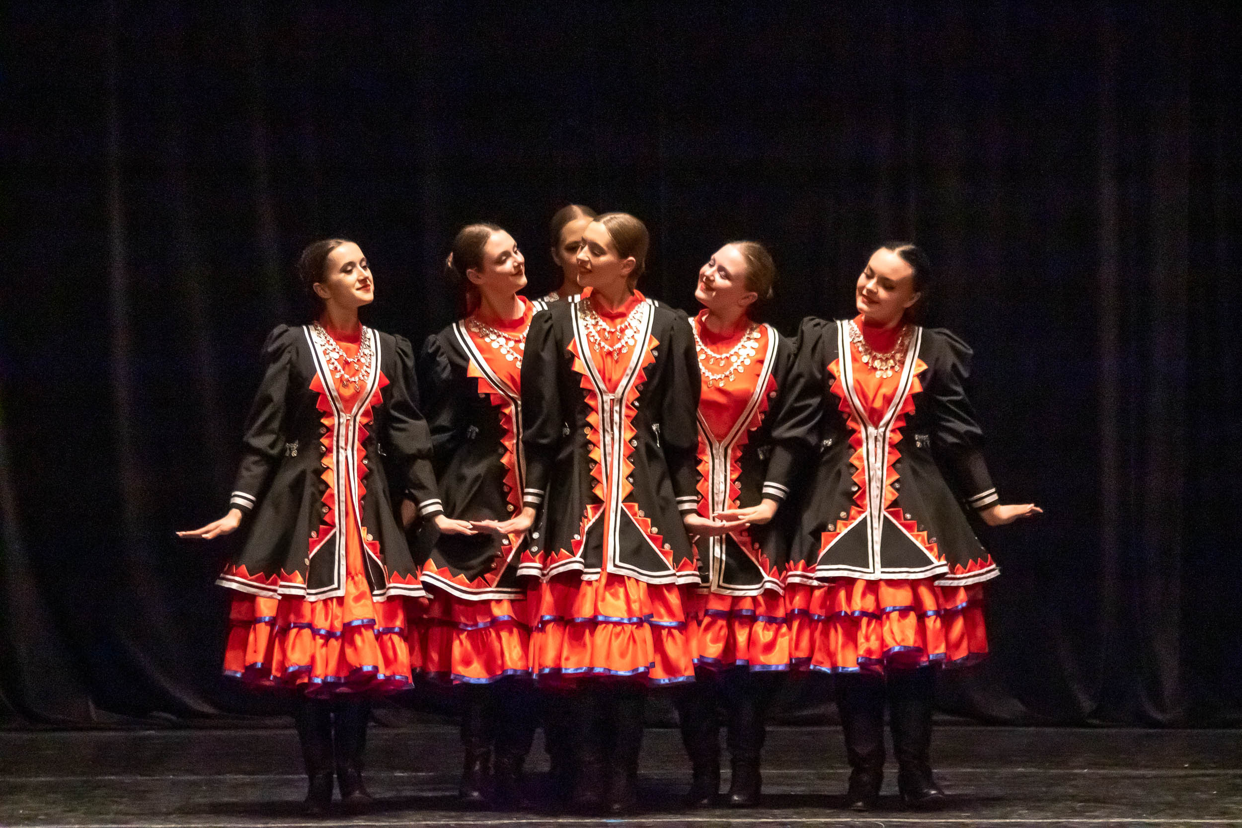 Отчетный концерт образцового хореографического ансамбля «СИРИН». Балетный фотограф в Москве Галина Молчанова