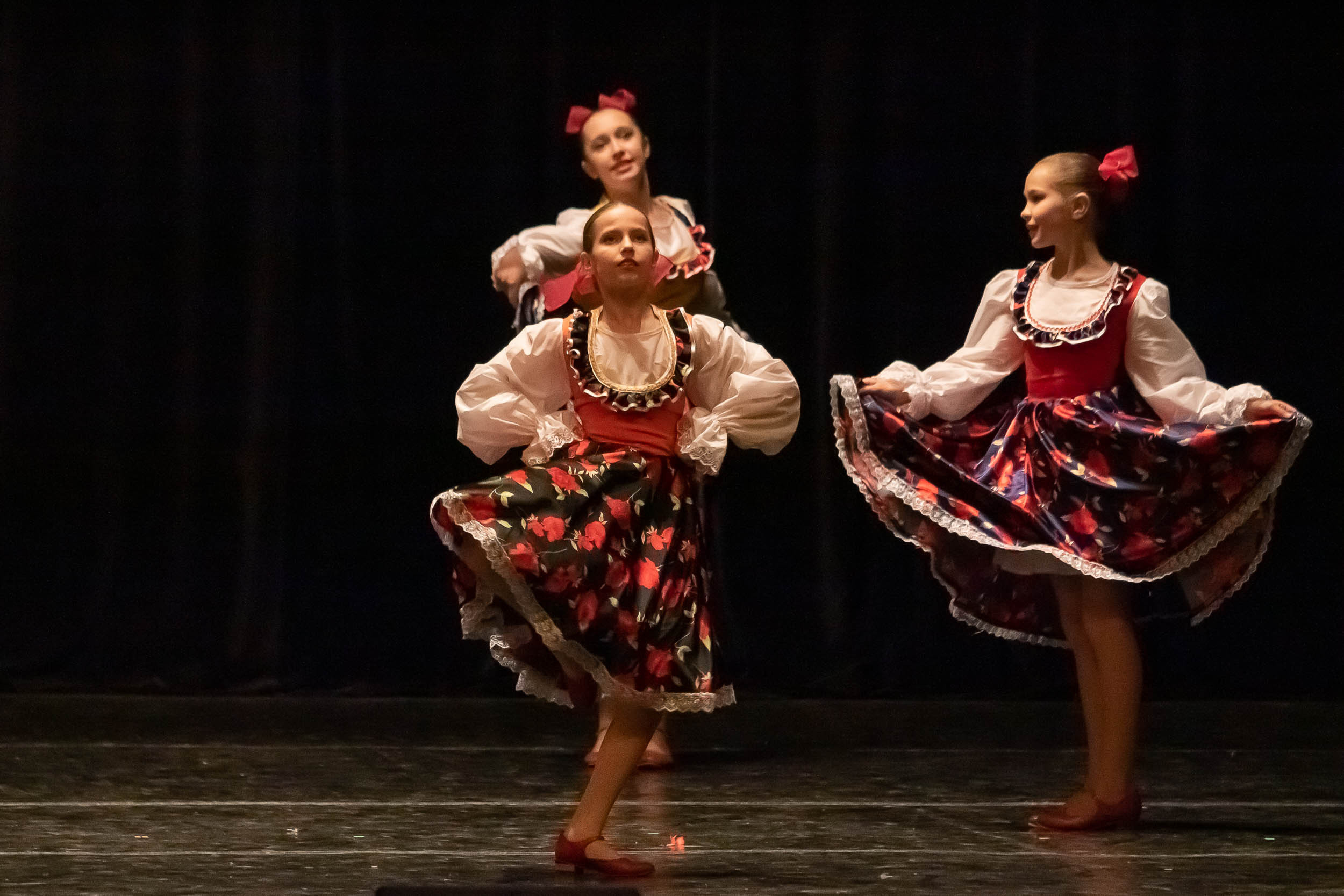 Отчетный концерт образцового хореографического ансамбля «СИРИН». Балетный фотограф в Москве Галина Молчанова