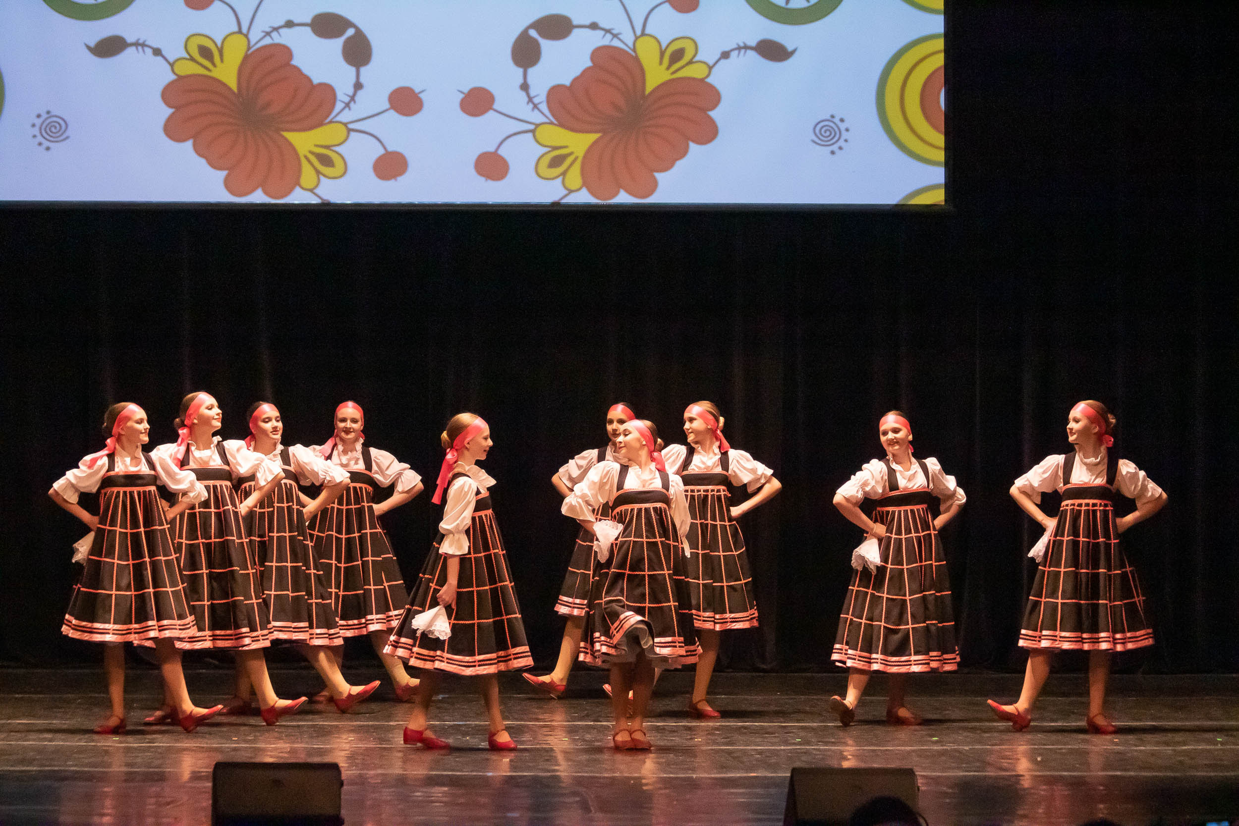 Отчетный концерт образцового хореографического ансамбля «СИРИН». Балетный фотограф в Москве Галина Молчанова