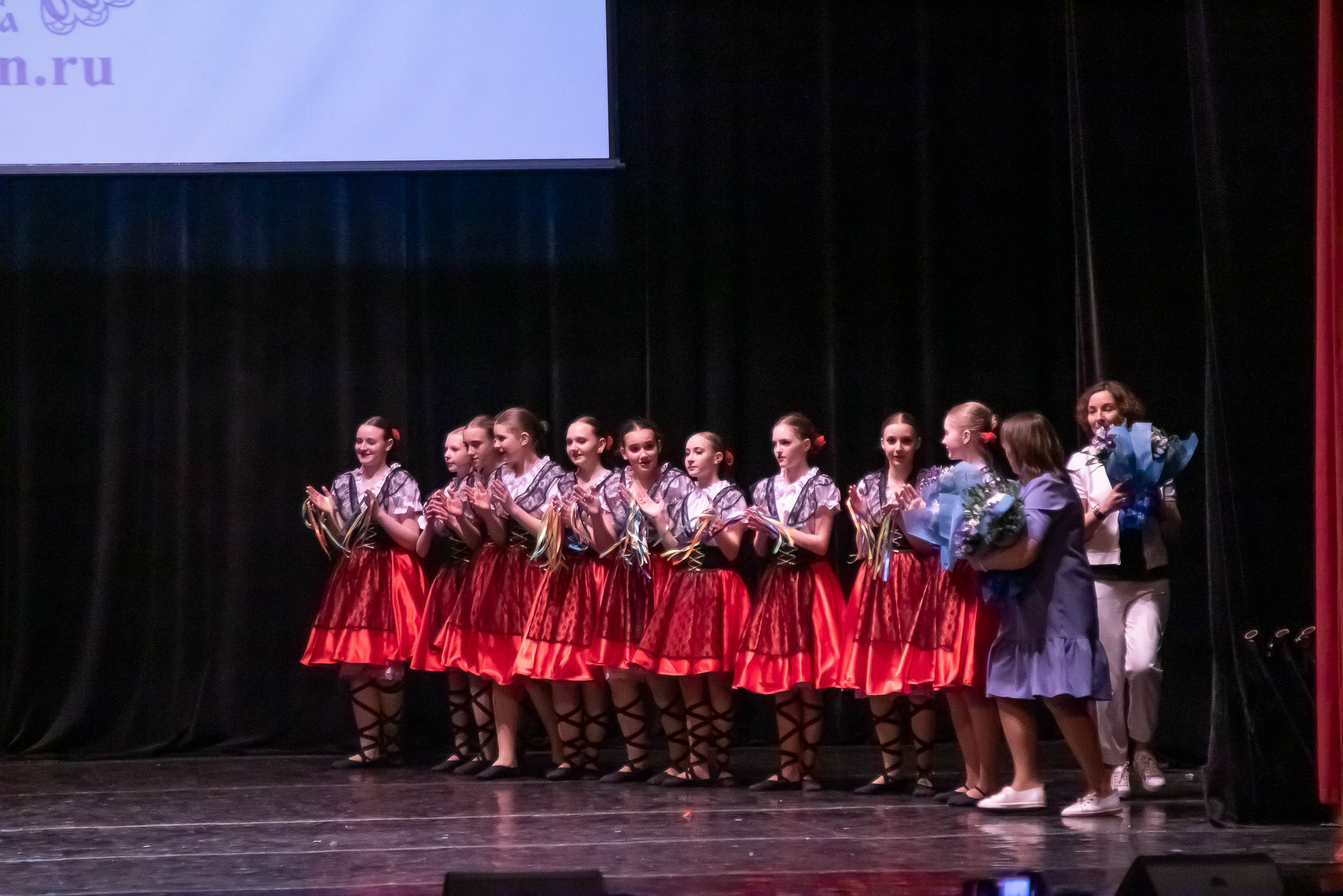 Отчетный концерт образцового хореографического ансамбля «СИРИН». Балетный фотограф в Москве Галина Молчанова