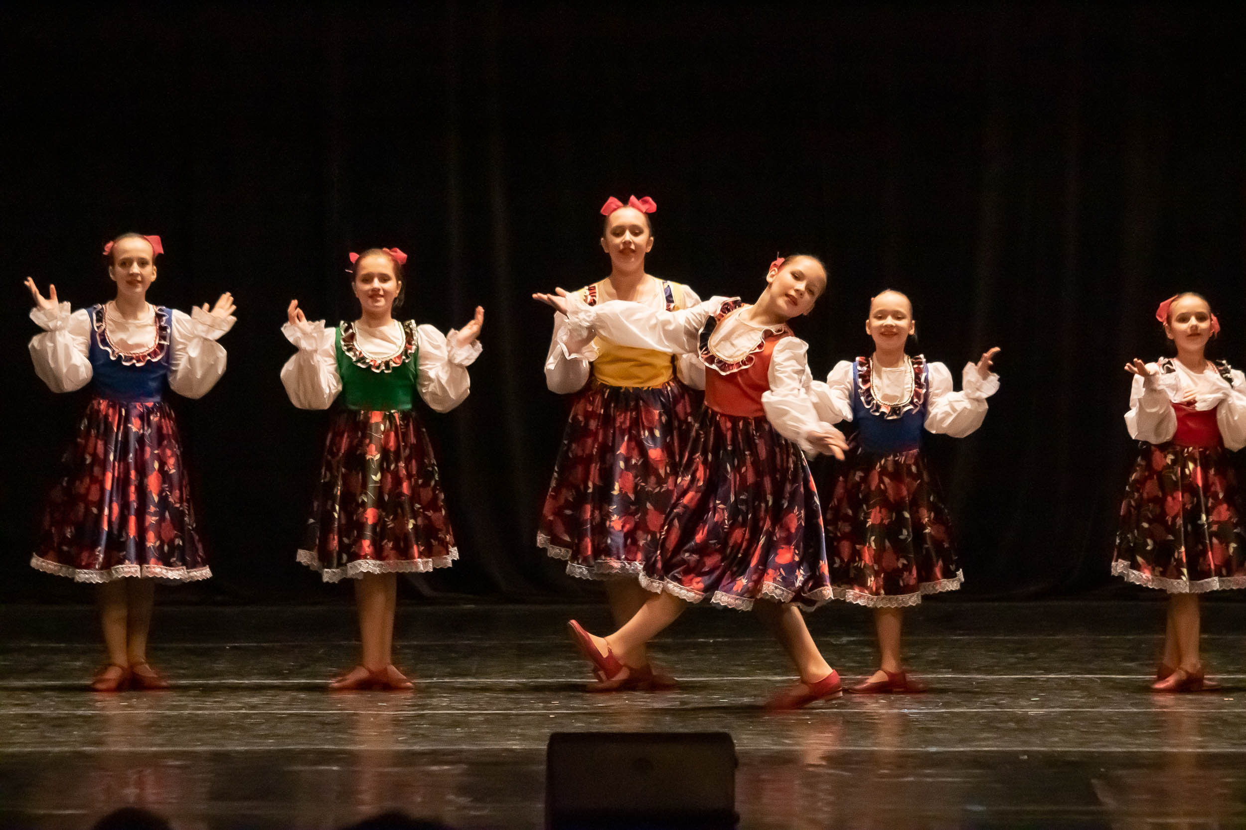 Отчетный концерт образцового хореографического ансамбля «СИРИН». Балетный фотограф в Москве Галина Молчанова