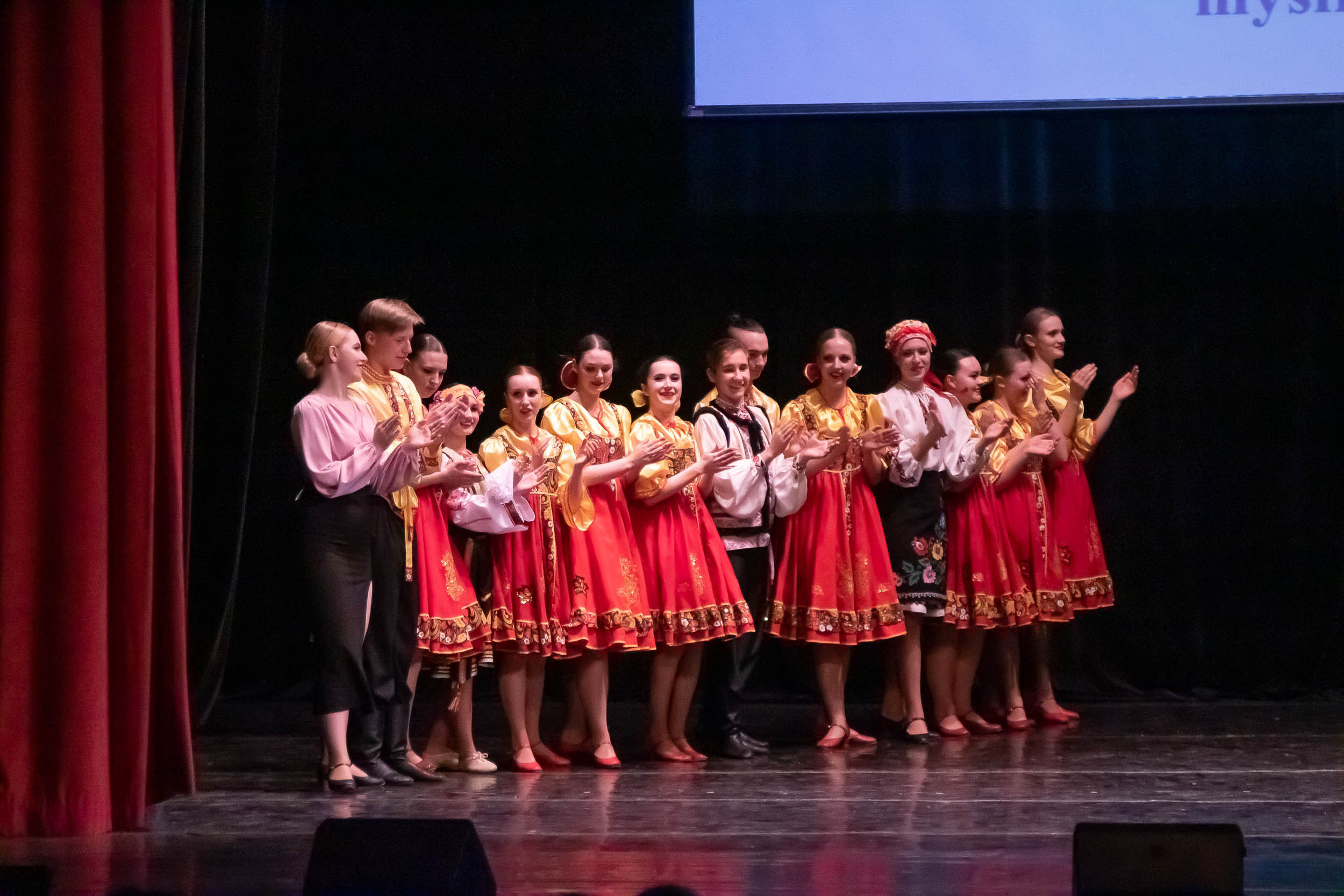 Отчетный концерт образцового хореографического ансамбля «СИРИН». Балетный фотограф в Москве Галина Молчанова