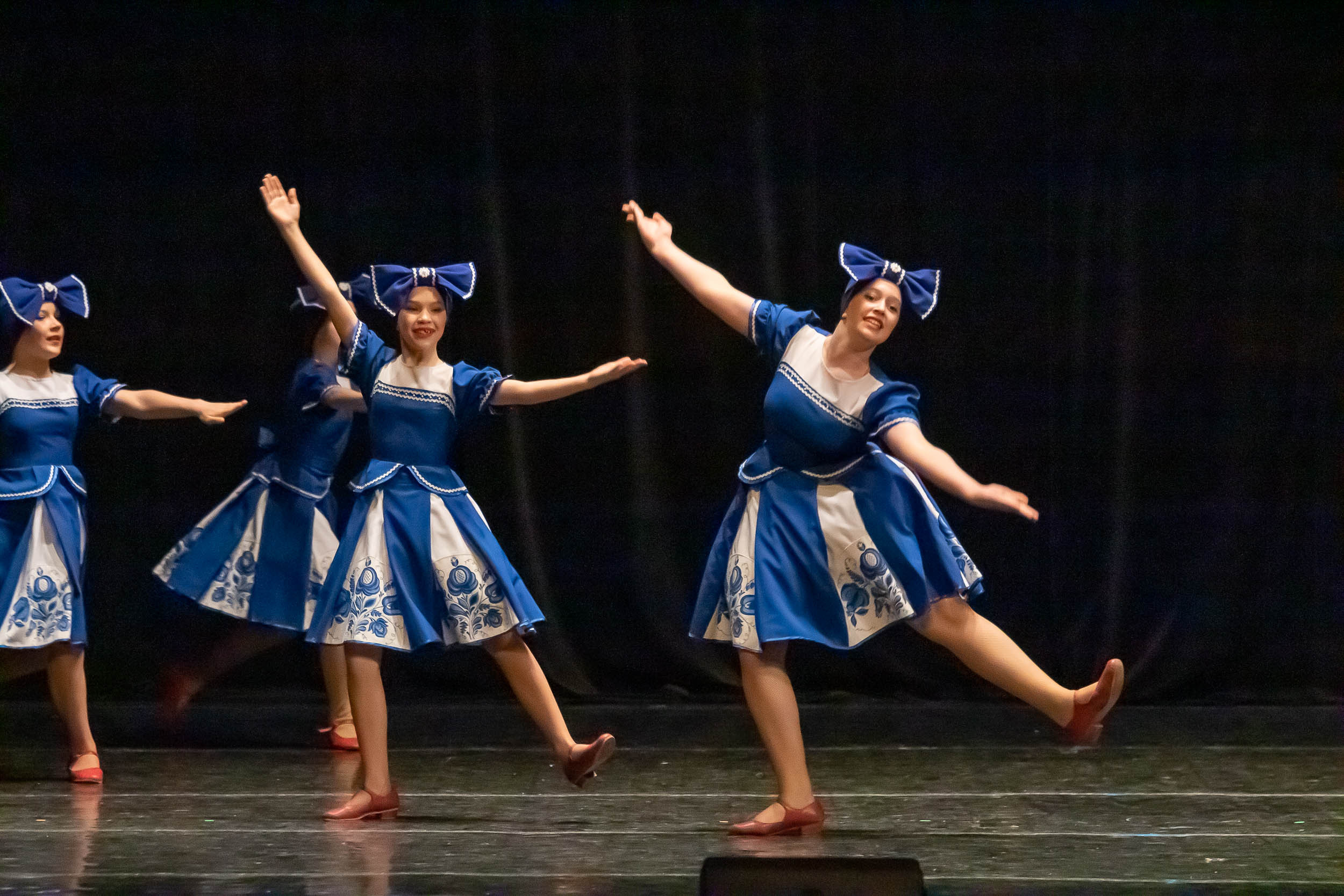 Отчетный концерт образцового хореографического ансамбля «СИРИН». Балетный фотограф в Москве Галина Молчанова