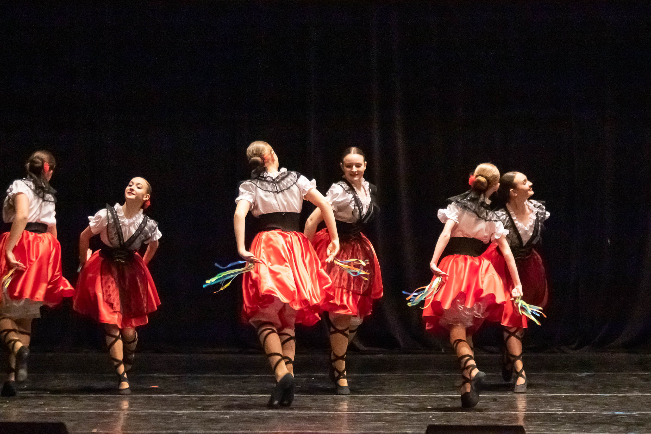 Отчетный концерт образцового хореографического ансамбля «СИРИН». Балетный фотограф в Москве Галина Молчанова