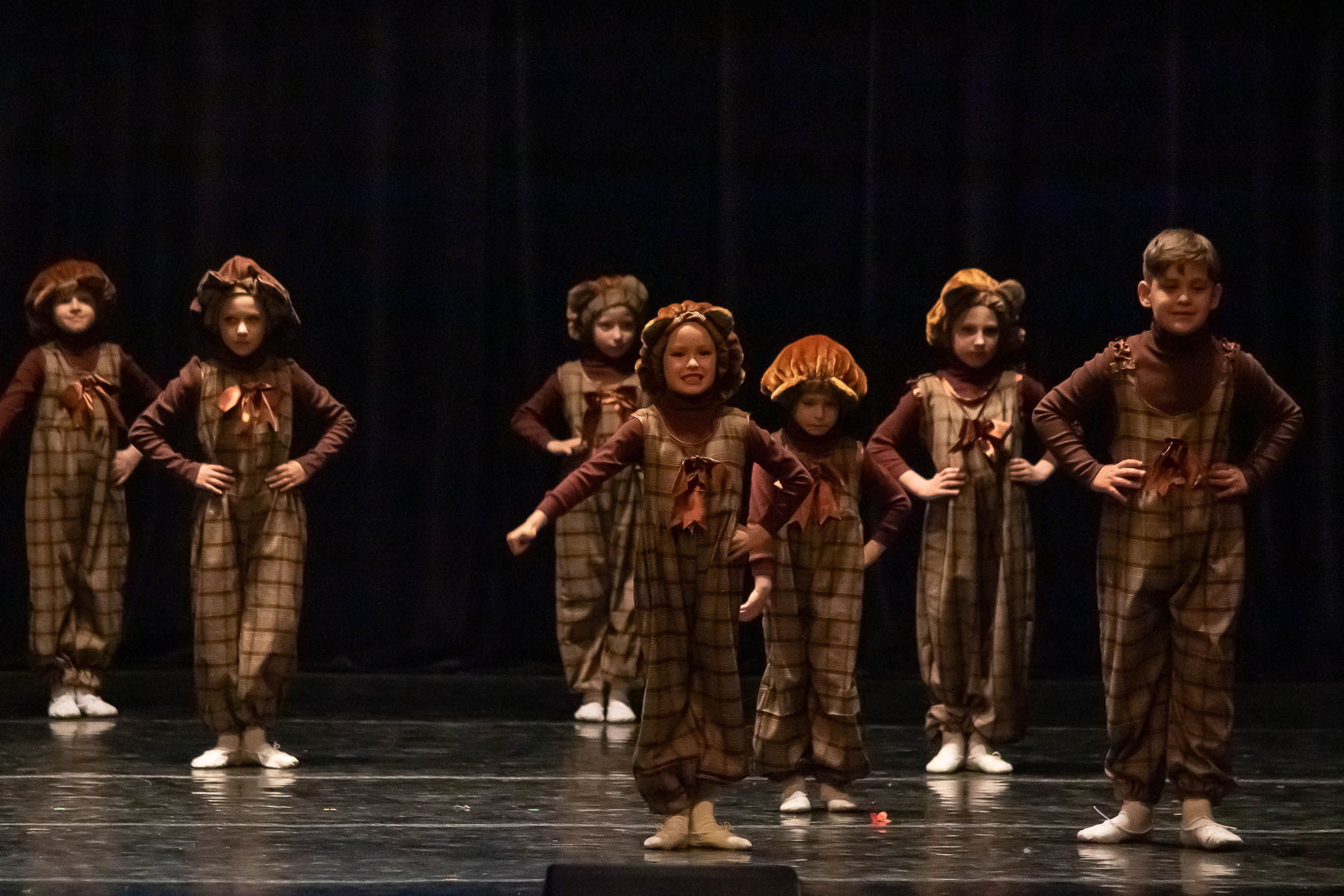 Отчетный концерт образцового хореографического ансамбля «СИРИН». Балетный фотограф в Москве Галина Молчанова