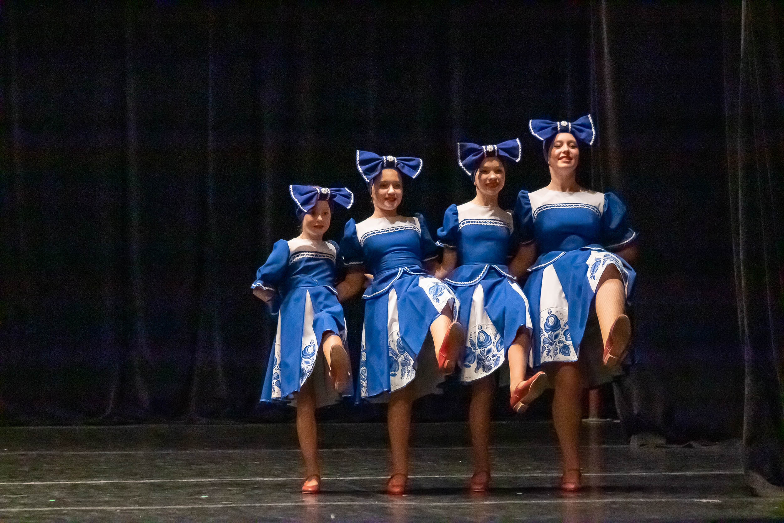Отчетный концерт образцового хореографического ансамбля «СИРИН». Балетный фотограф в Москве Галина Молчанова