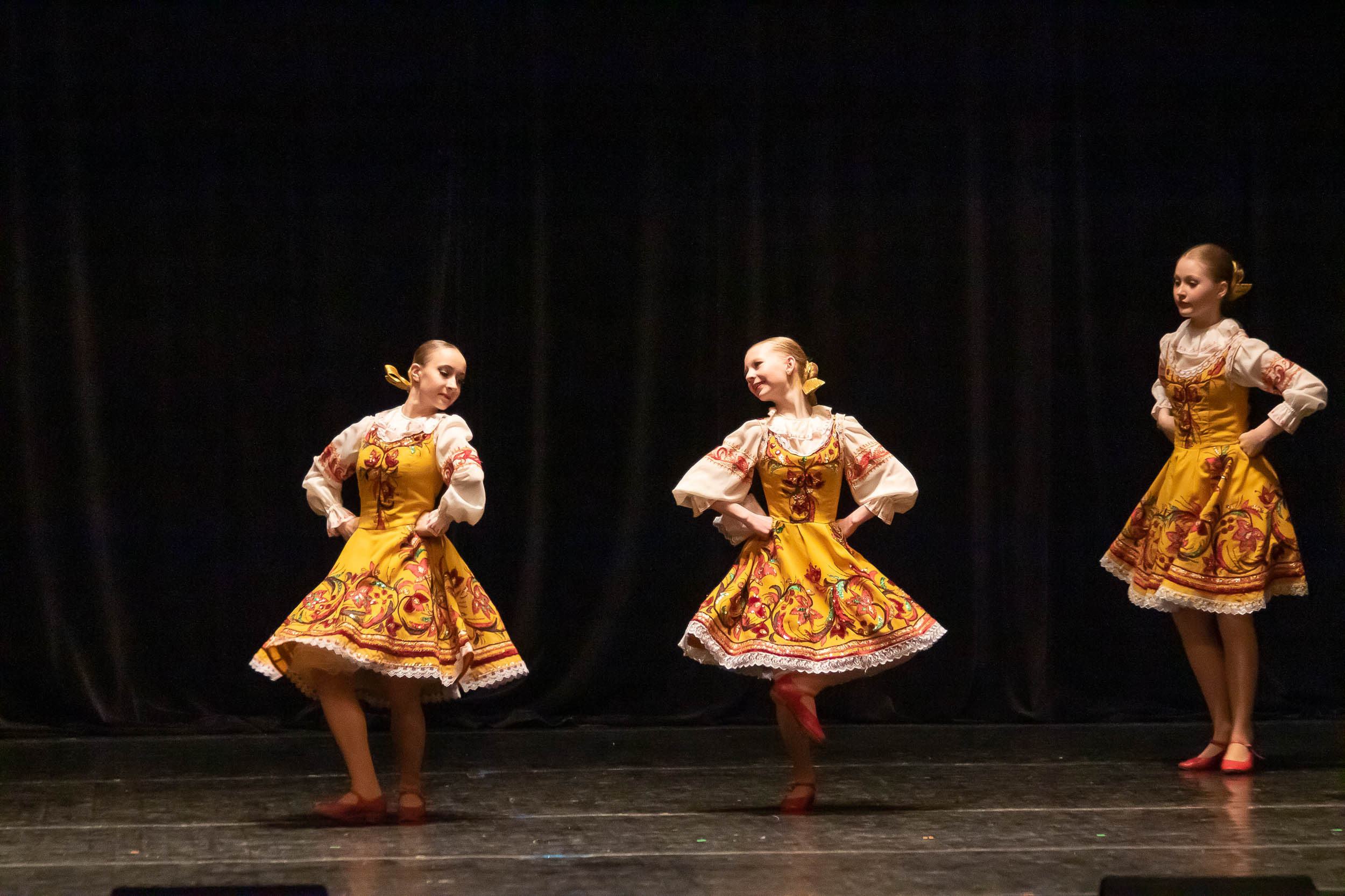 Отчетный концерт образцового хореографического ансамбля «СИРИН». Балетный фотограф в Москве Галина Молчанова