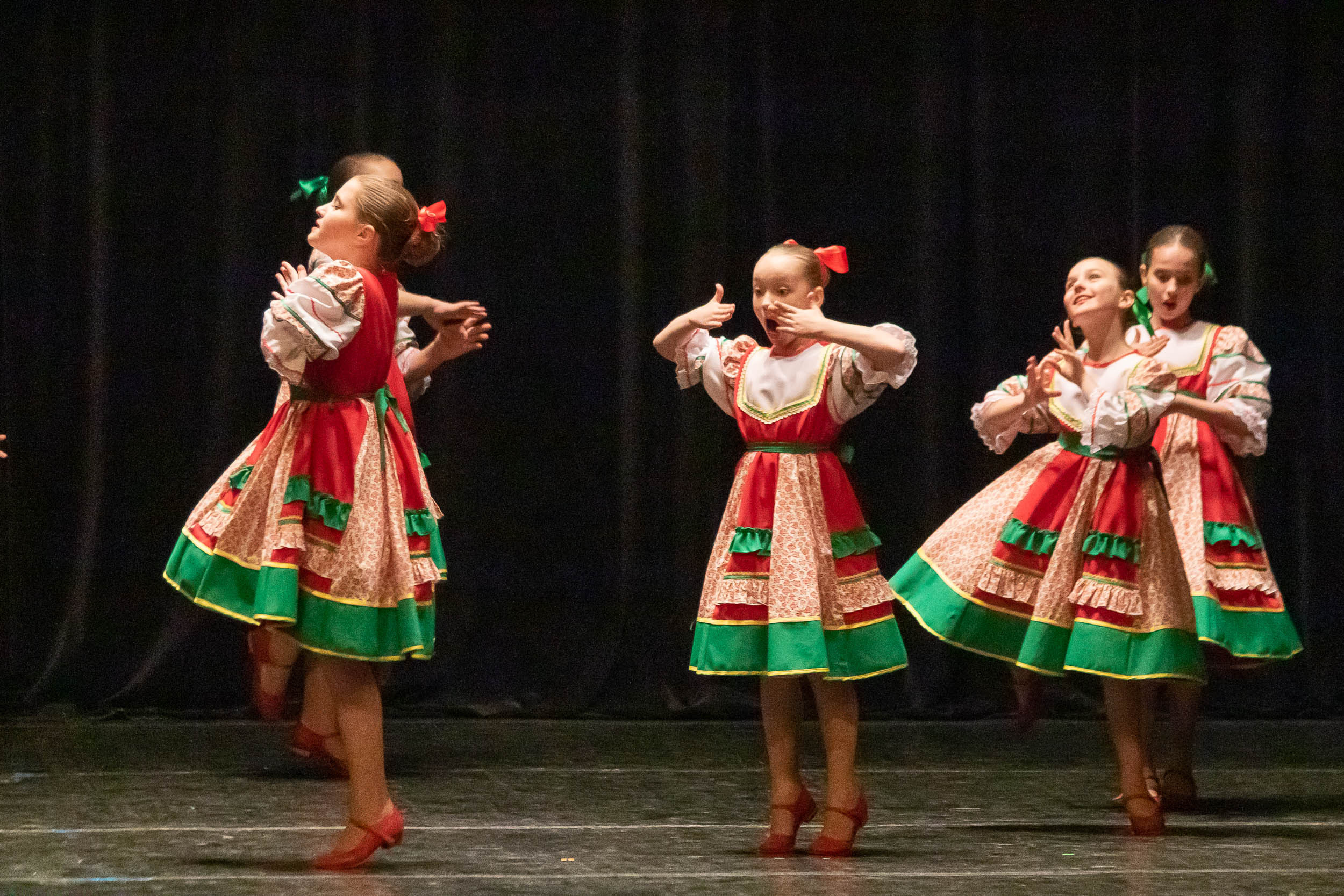 Отчетный концерт образцового хореографического ансамбля «СИРИН». Балетный фотограф в Москве Галина Молчанова