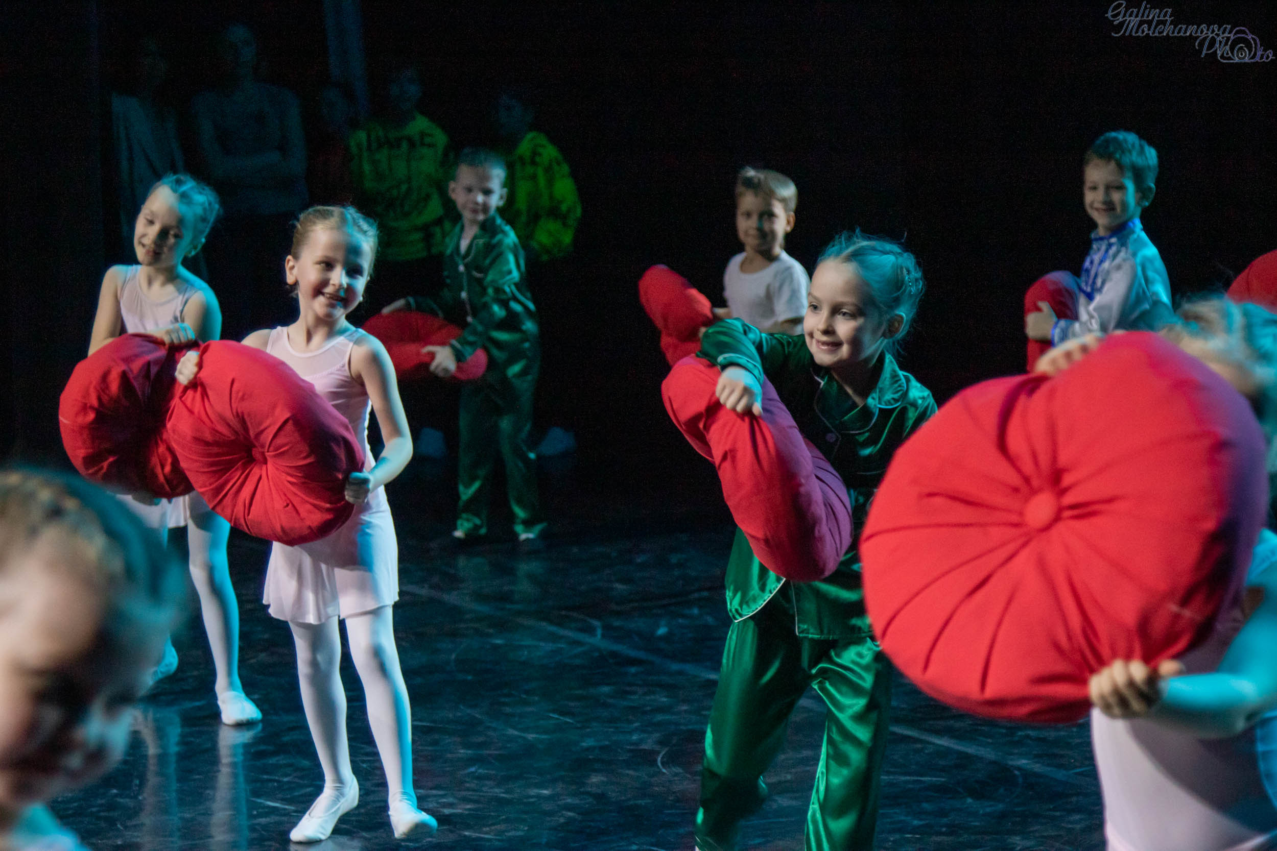 Отчетный концерт школы танца «КоМИКС». Балетный фотограф в Москве Галина Молчанова
