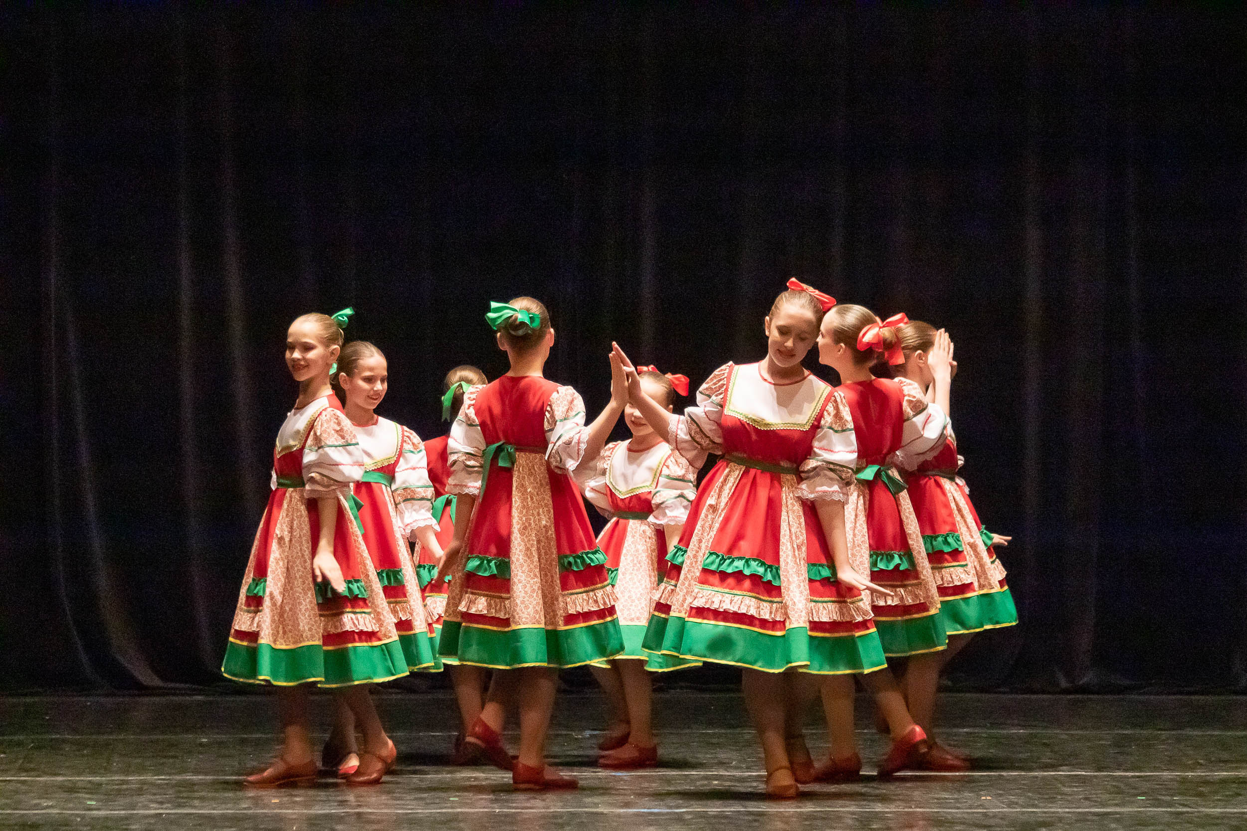 Отчетный концерт образцового хореографического ансамбля «СИРИН». Балетный фотограф в Москве Галина Молчанова