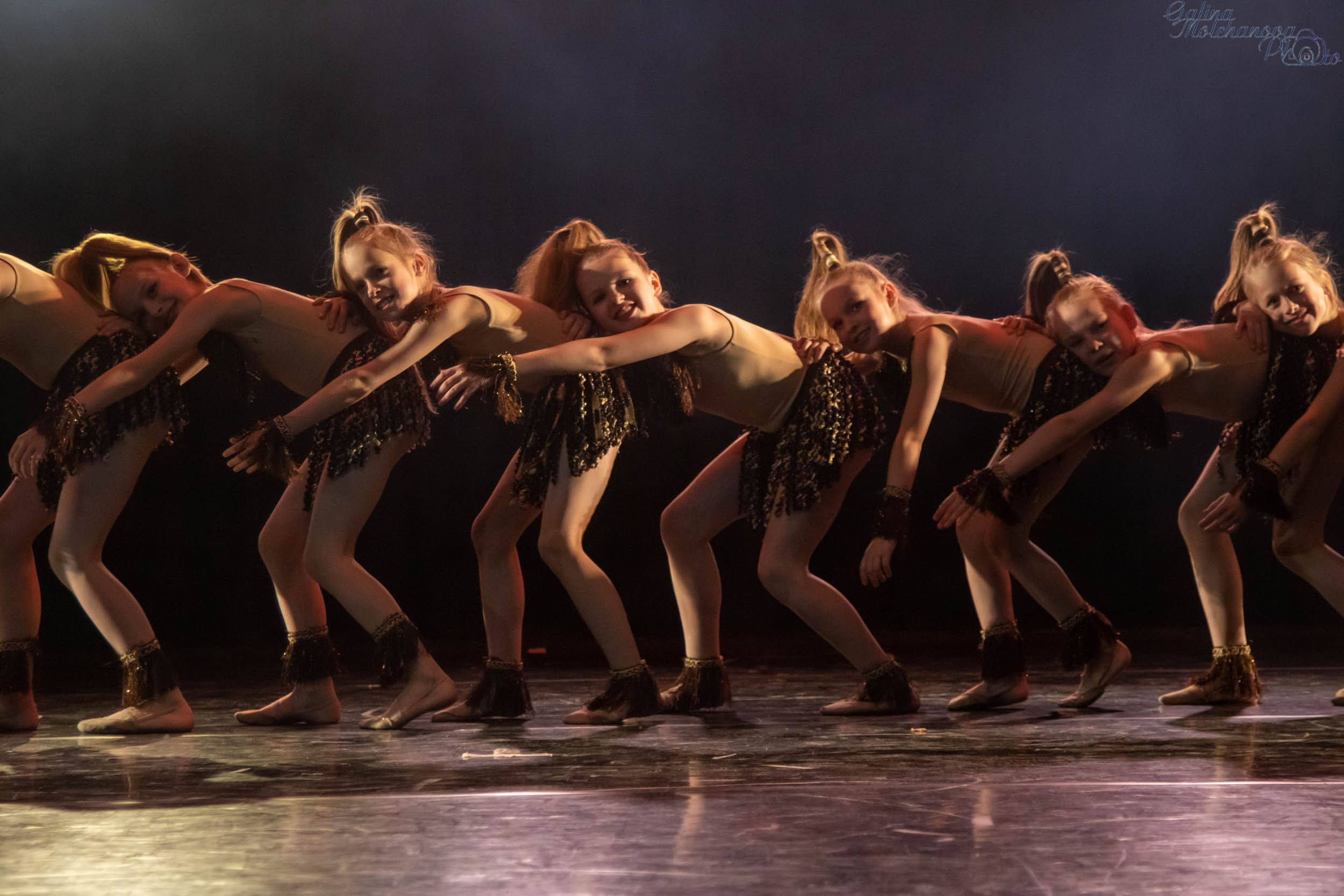 Отчетный концерт школы танца «КоМИКС». Балетный фотограф в Москве Галина Молчанова