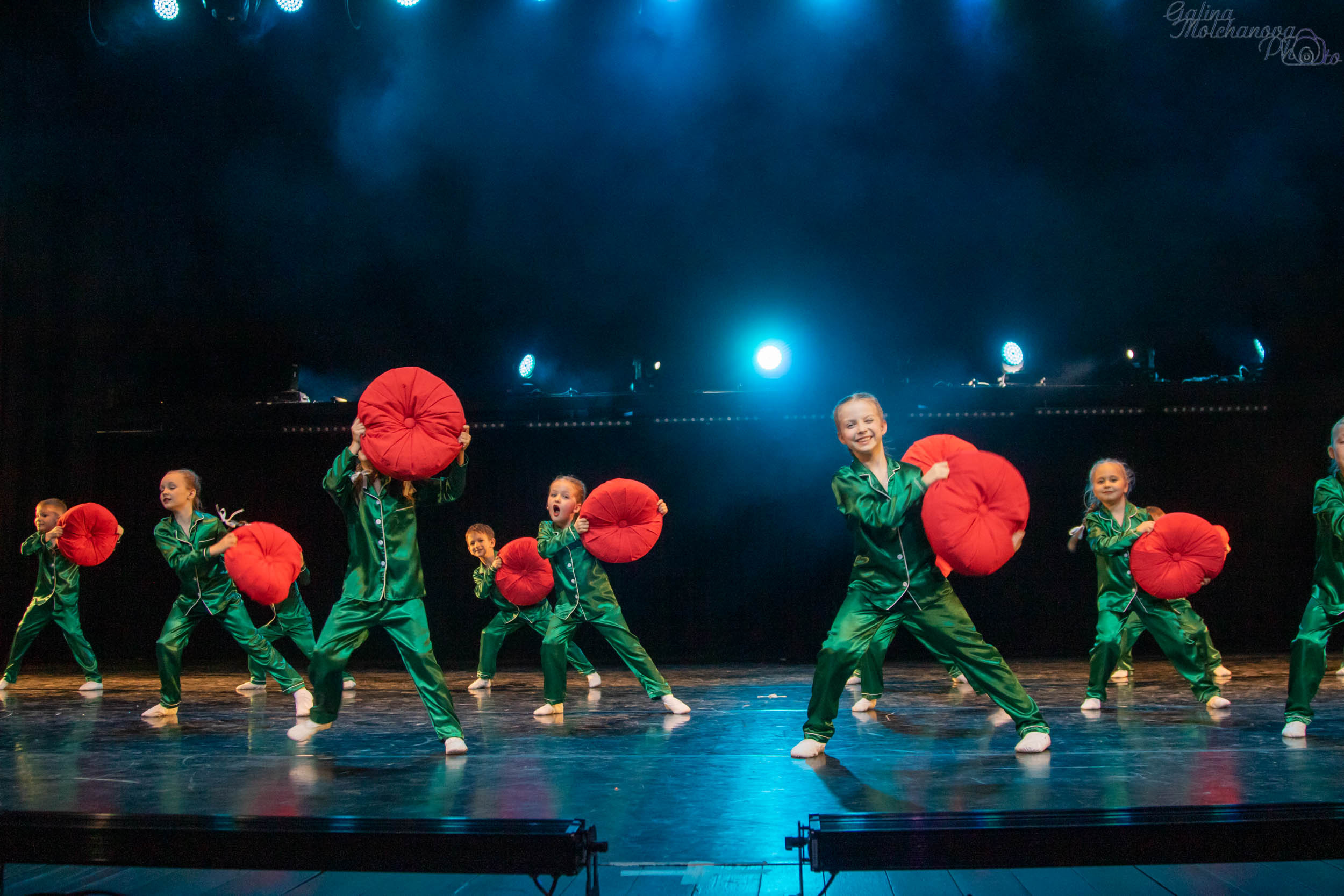 Отчетный концерт школы танца «КоМИКС». Балетный фотограф в Москве Галина Молчанова