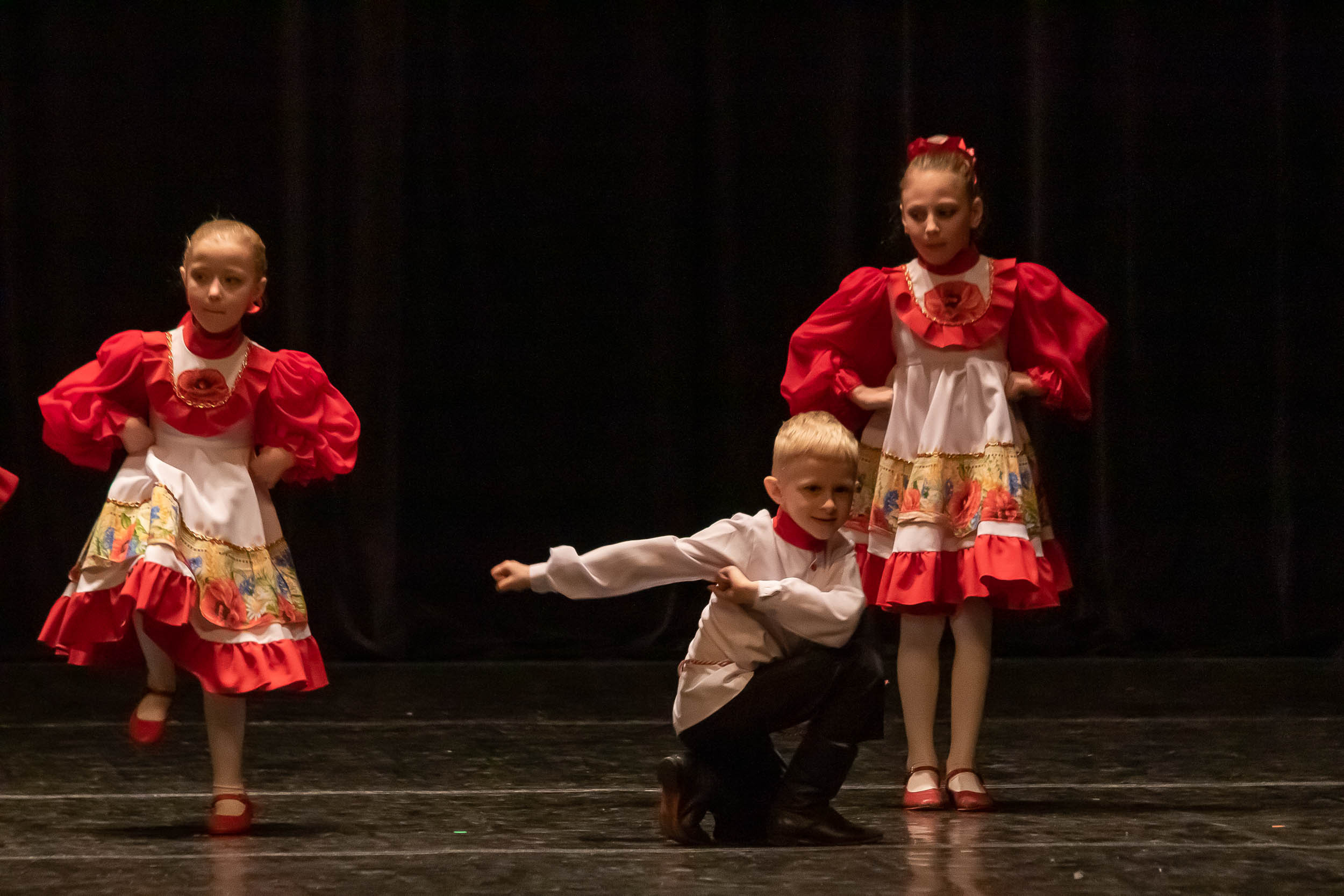 Отчетный концерт образцового хореографического ансамбля «СИРИН». Балетный фотограф в Москве Галина Молчанова
