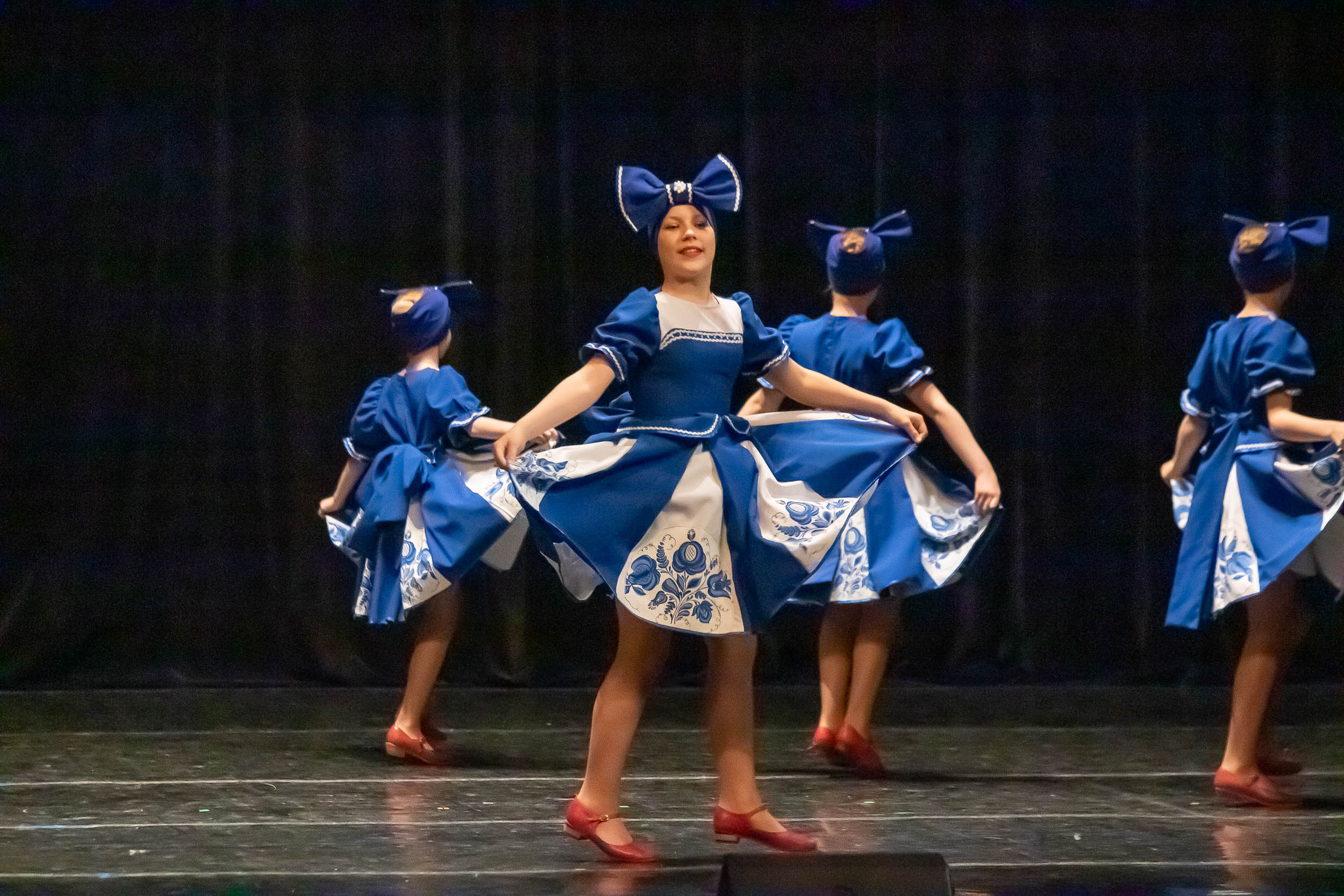 Отчетный концерт образцового хореографического ансамбля «СИРИН». Балетный фотограф в Москве Галина Молчанова