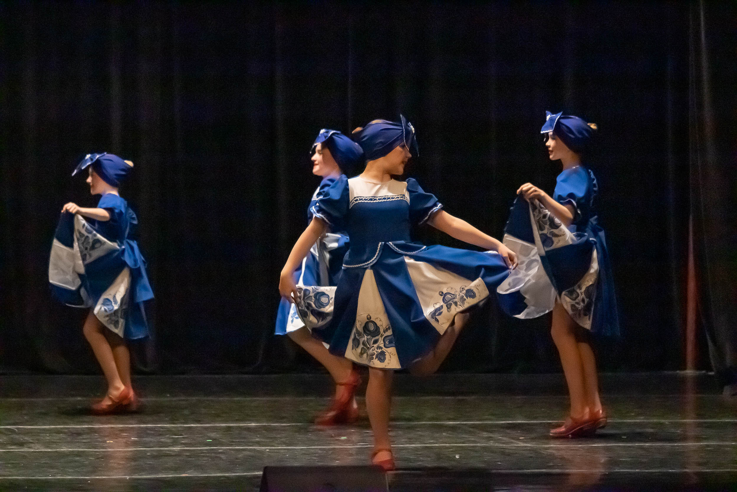 Отчетный концерт образцового хореографического ансамбля «СИРИН». Балетный фотограф в Москве Галина Молчанова