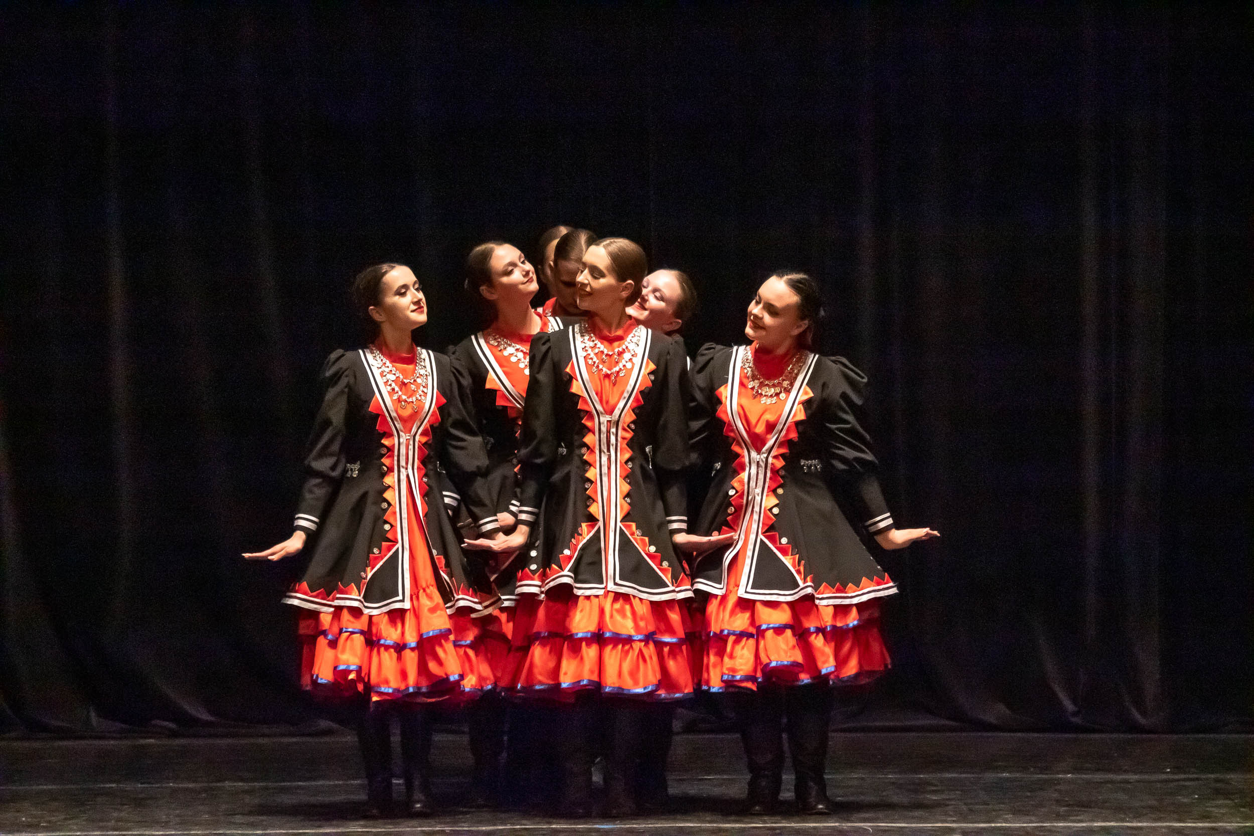 Отчетный концерт образцового хореографического ансамбля «СИРИН». Балетный фотограф в Москве Галина Молчанова